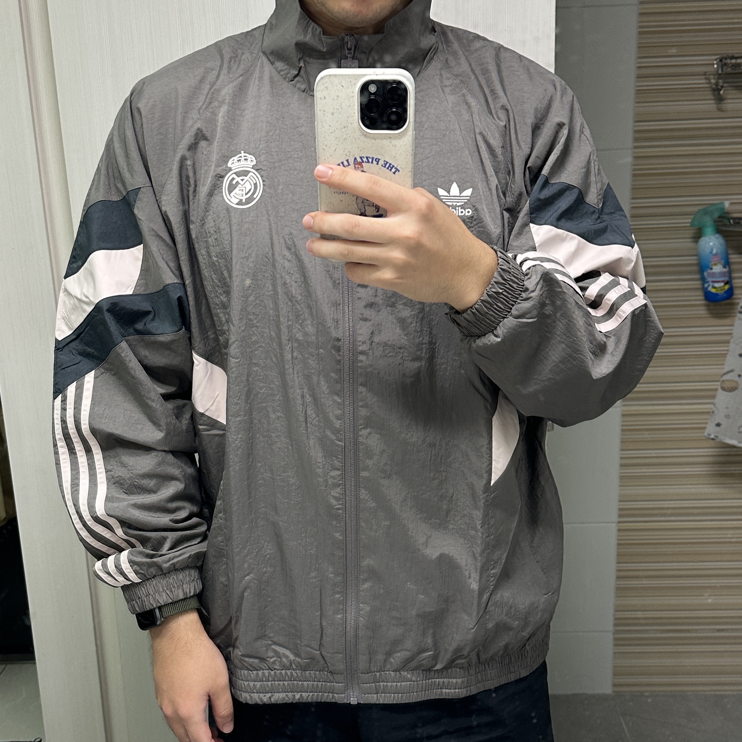 Adidas Real Madrid Originals Track Top Charcoal Grey - KR Sizing 착용 스타일