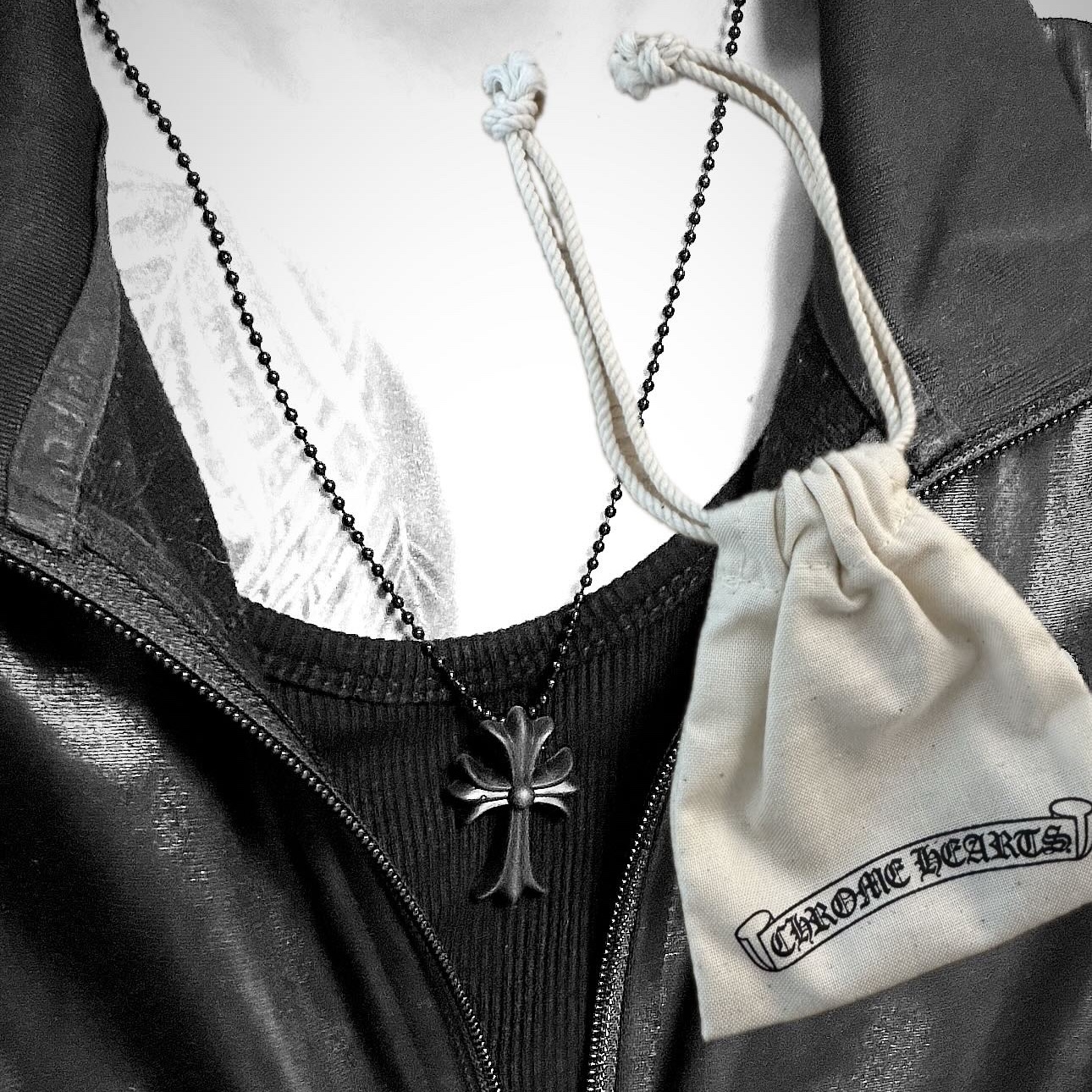 Chrome Hearts Silichrome CH Cross Pendant Black 2022/2023/2025 착용 스타일
