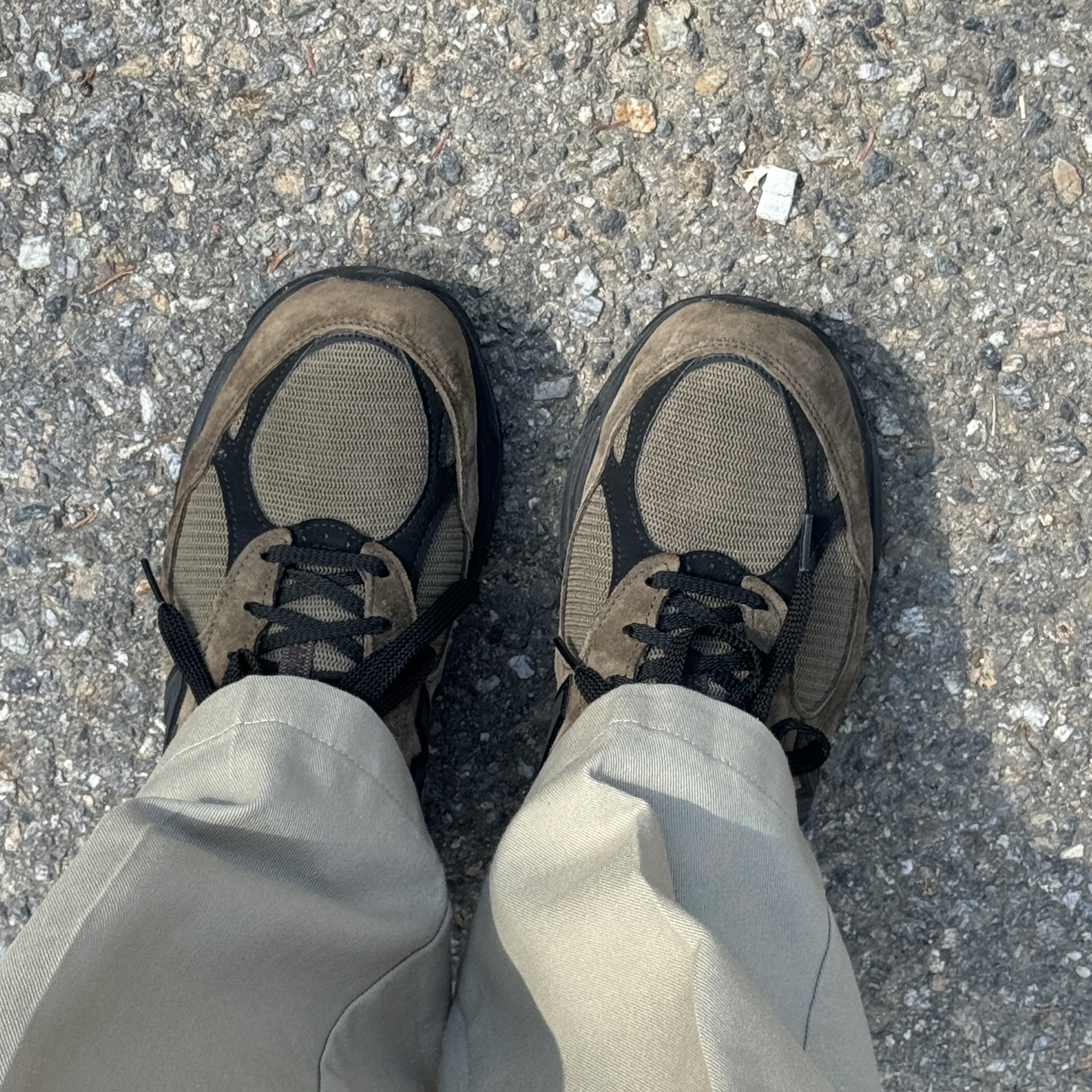 New Balance x JJJJound 990v3 Brown Black 착용 스타일