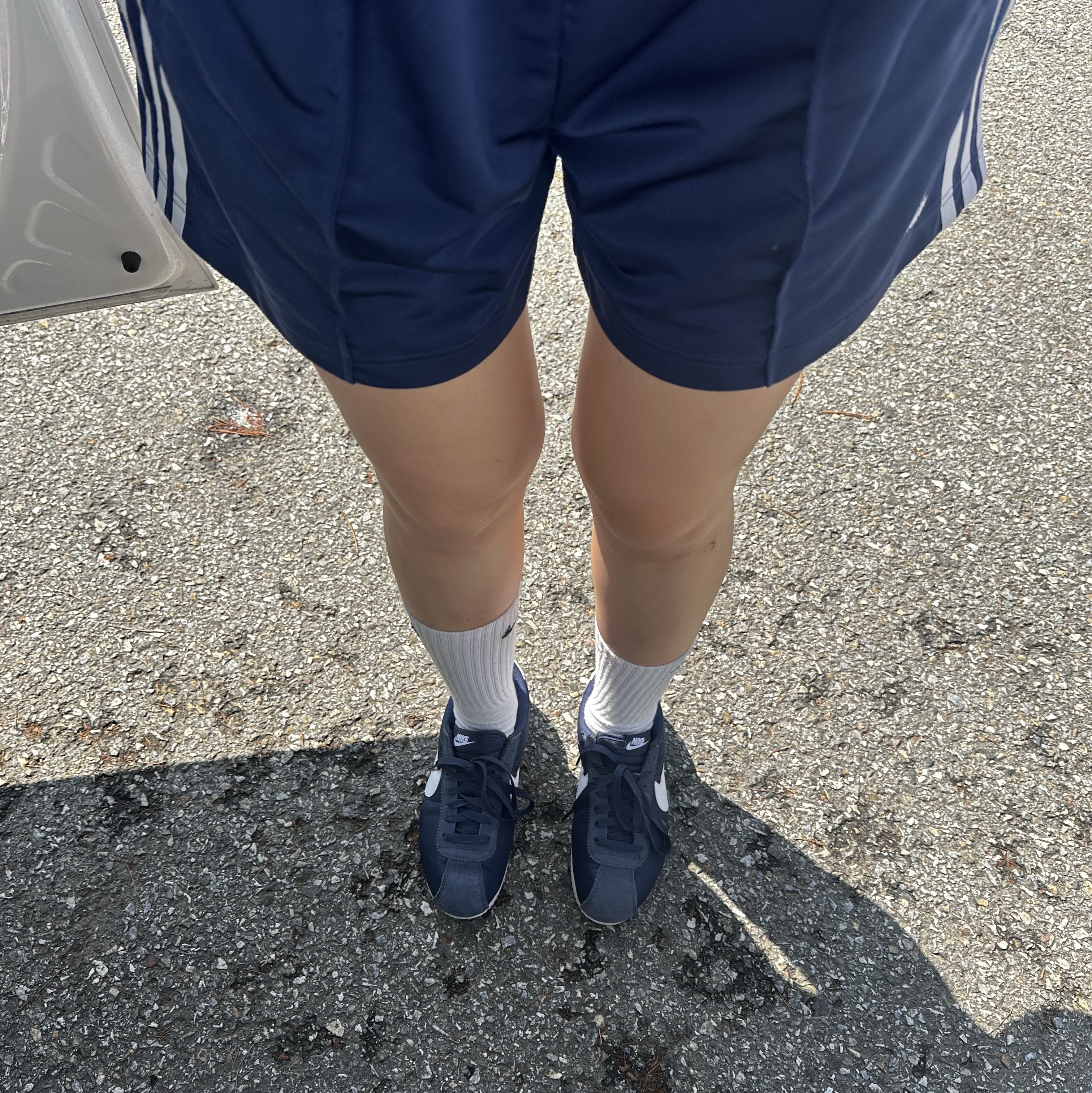 (W) Nike Cortez Midnight Navy 착용 스타일 - 2