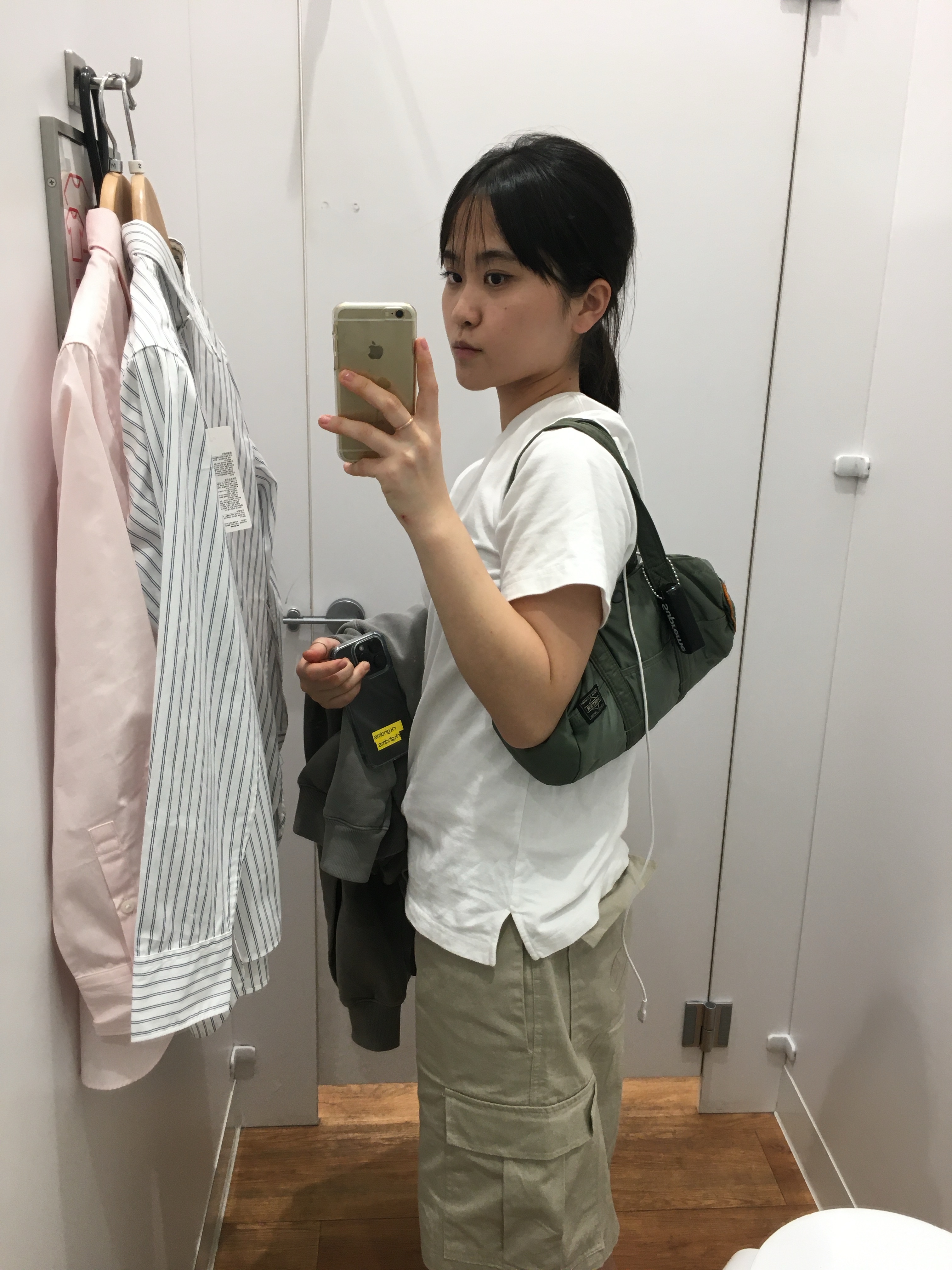 Porter Tanker Duffle Bag S Sage Green, Supreme Floating Keychain Black - 23FW 착용 스타일