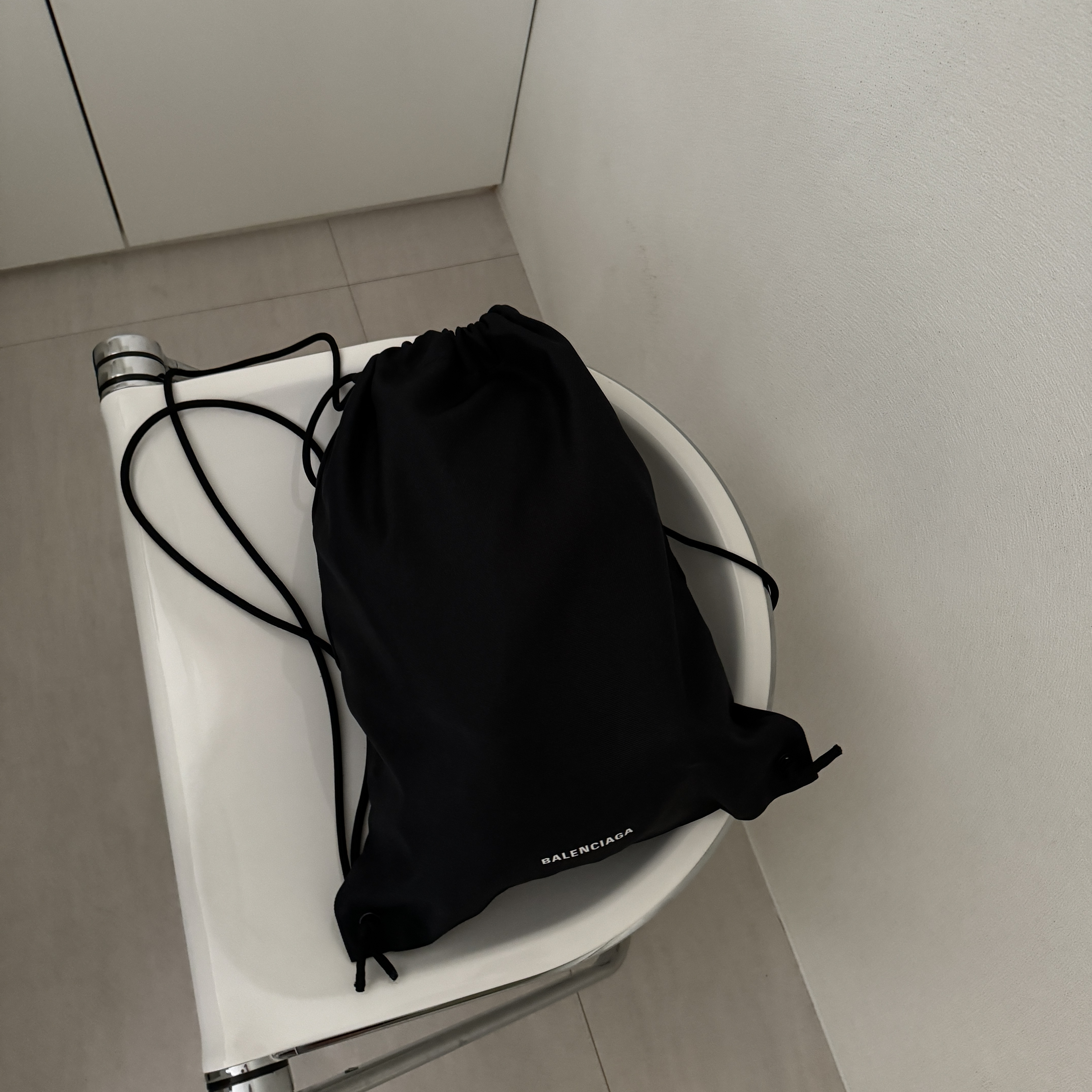 Balenciaga Tyrex Sneakers Black 착용 스타일 - 2