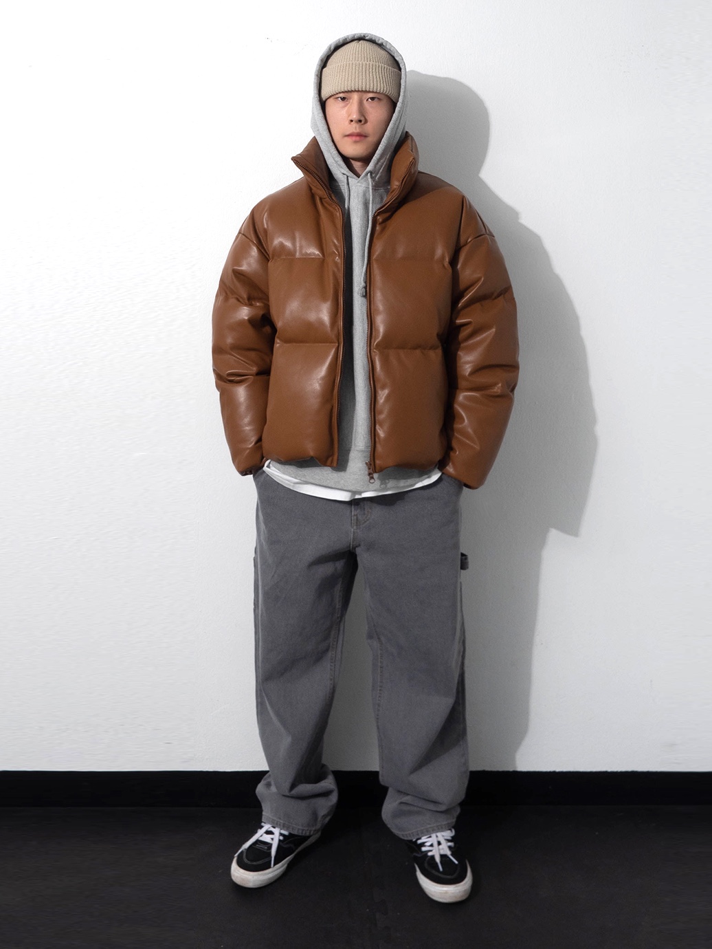 QT8 Garments GB Synthetic Leather Duck Down Short Padding Brown, QT8 Garments TL Denim Carpenter Pant Grey 착용 스타일 - 1