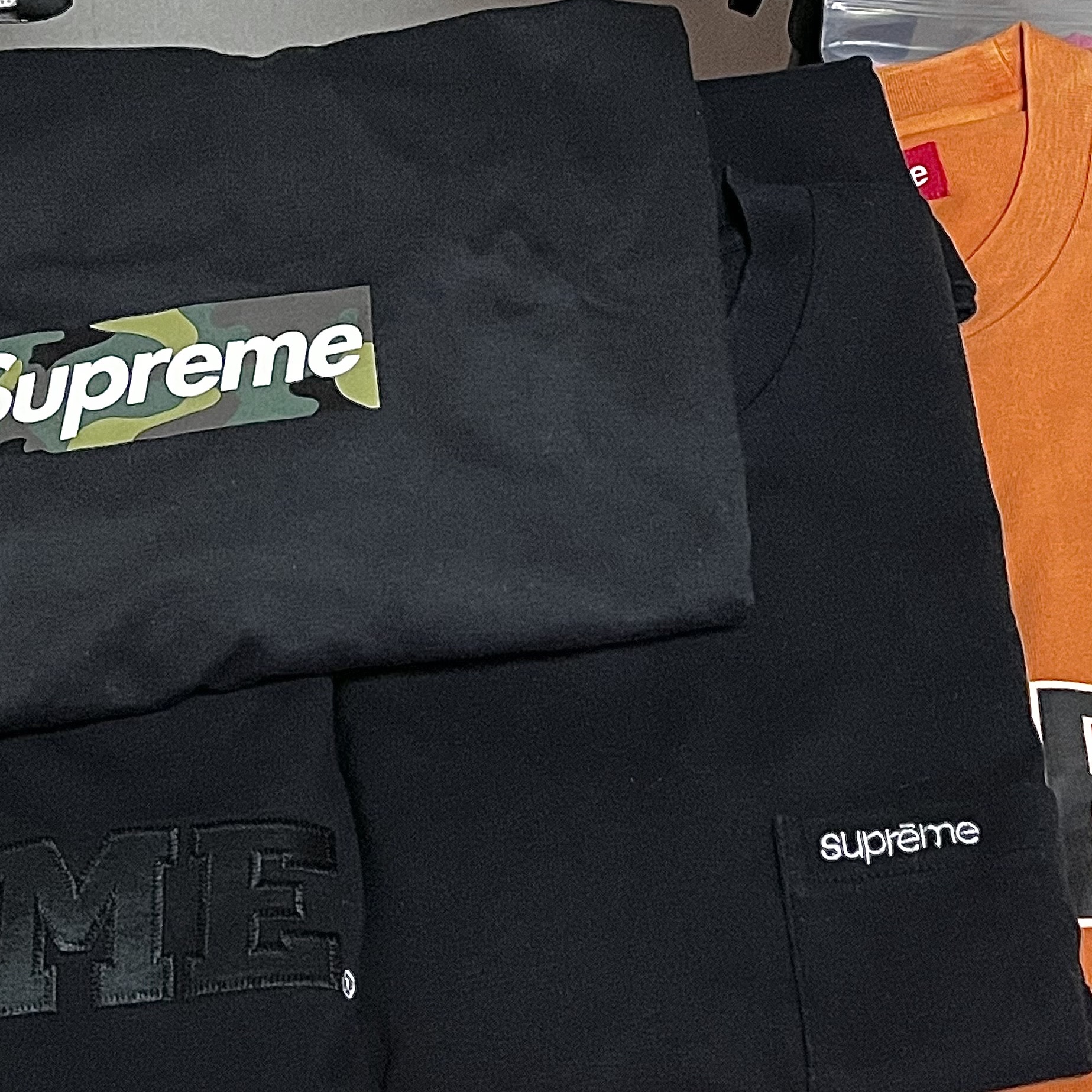 Supreme Box Logo T-Shirt Black - 23FW 착용 스타일