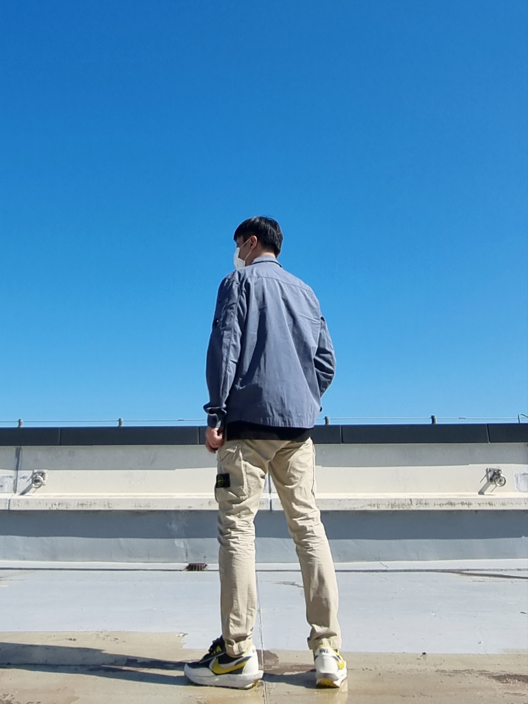 Nike x Sacai x Undercover LDWaffle Black Bright Citron, Stone Island 303WA Brushed Cotton Canvas Garment Dyed Cargo Pants Beige - 22SS 착용 스타일 - 2