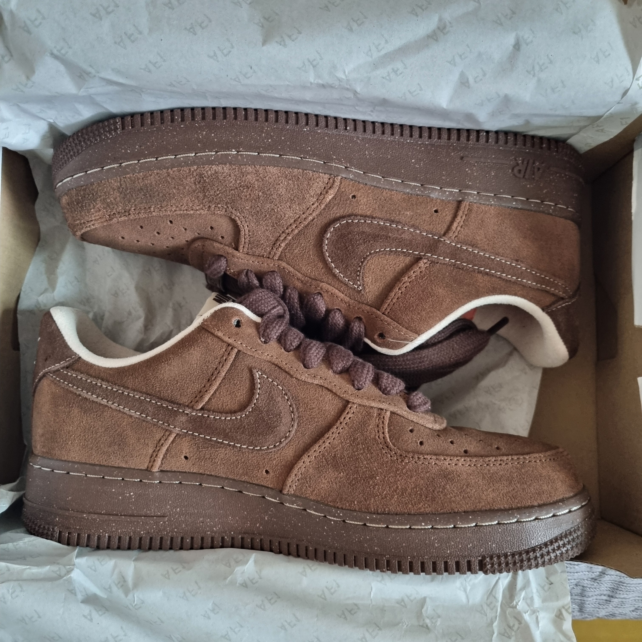 (W) Nike Air Force 1 '07 Cacao Wow 착용 스타일