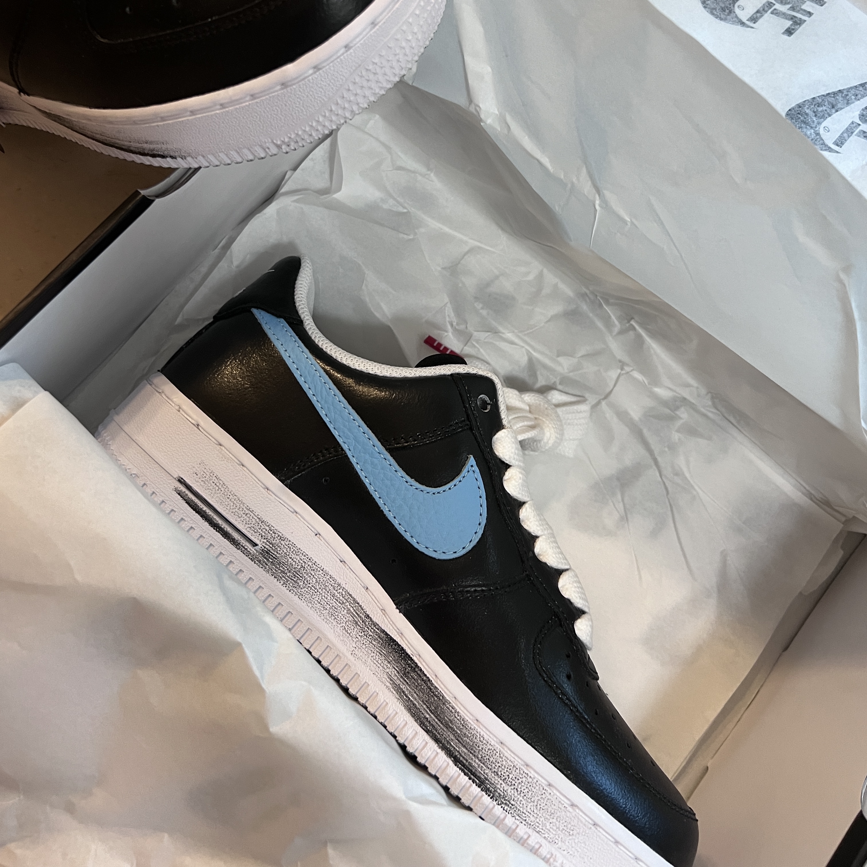 Nike x Peaceminusone Air Force 1 Low Para-Noise 3.0 Black and Multicolor 착용 스타일