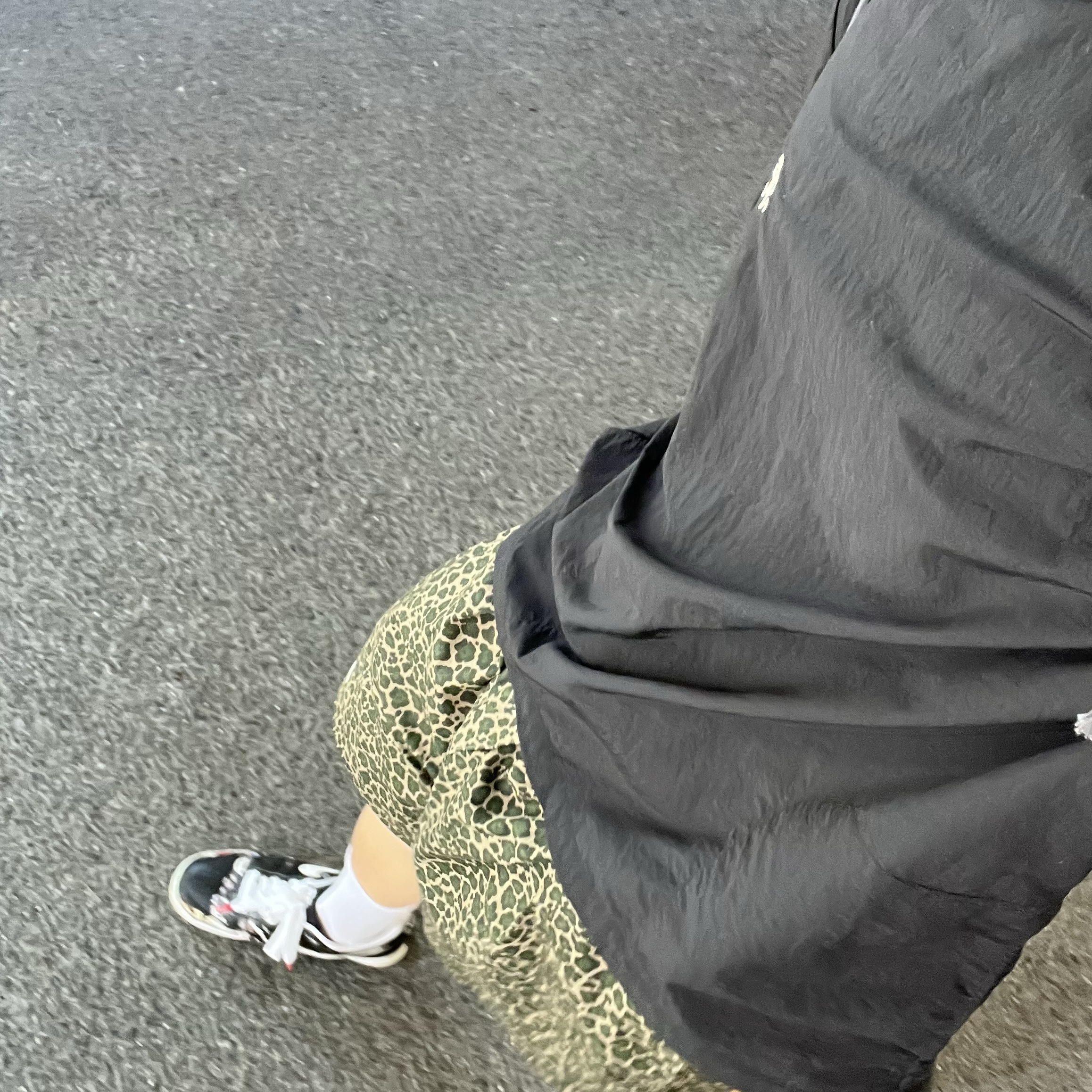 Nike x Peaceminusone Air Force 1 Low Para-Noise 착용 스타일