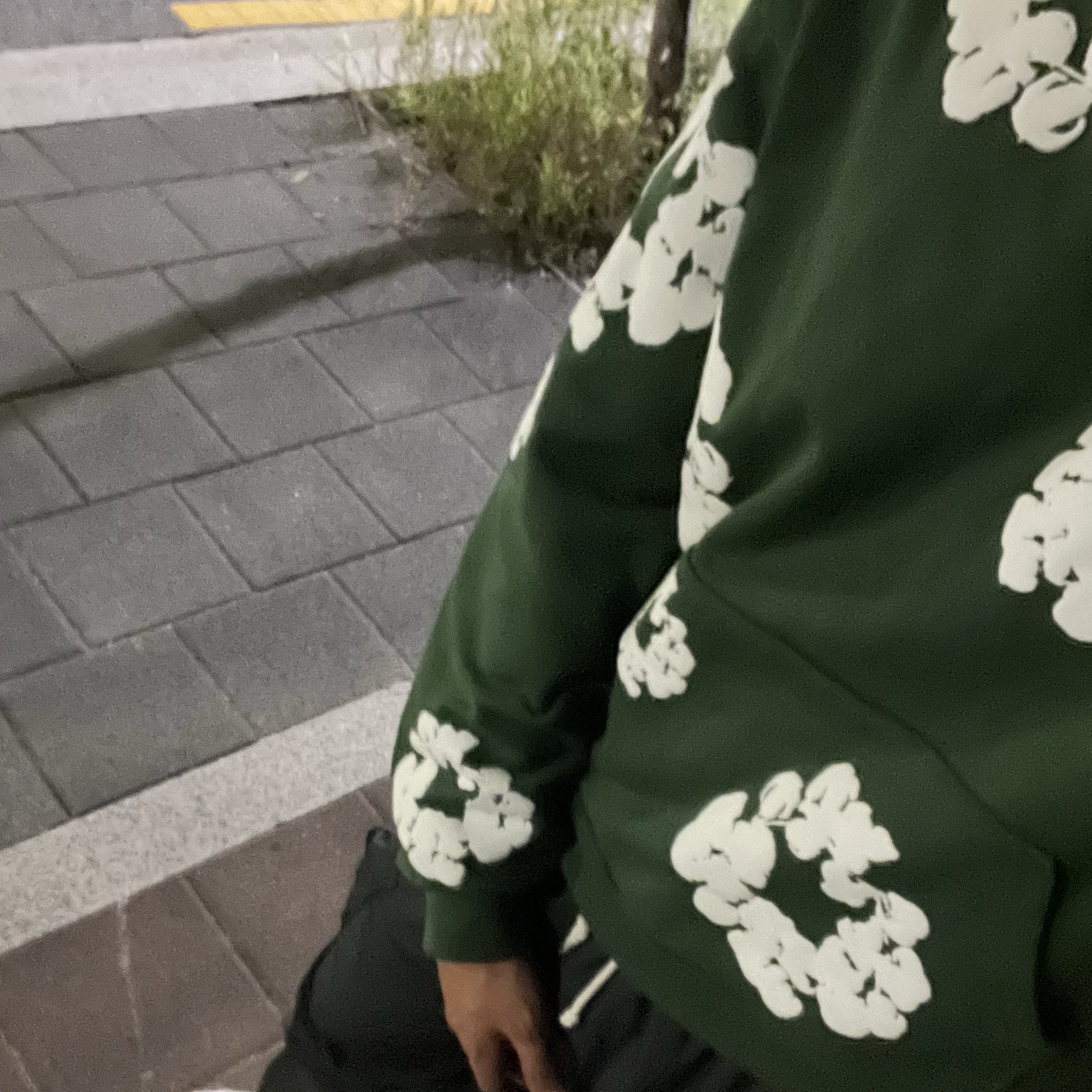Denim Tears The Cotton Wreath Sweatshirt Green 착용 스타일