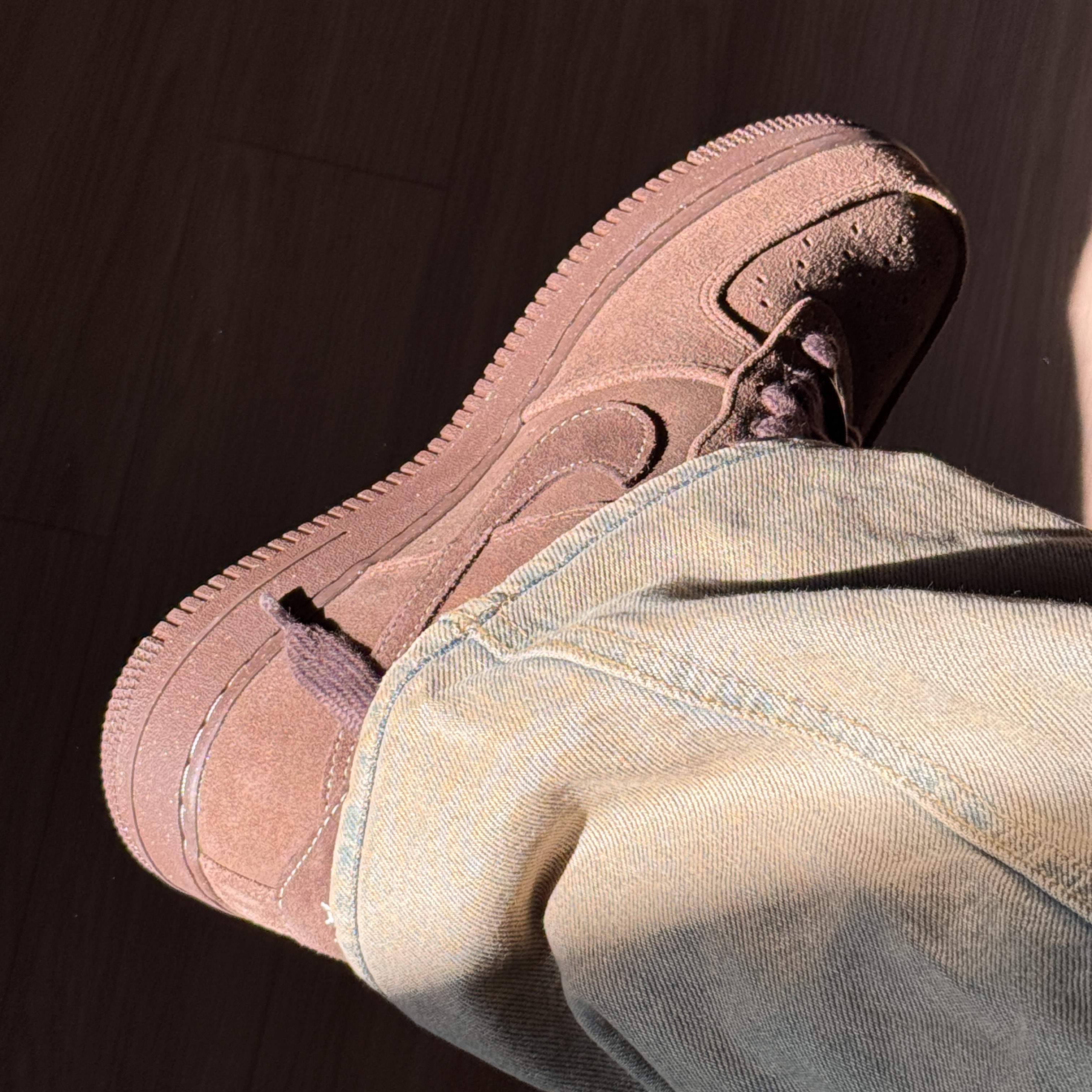 (W) Nike Air Force 1 '07 Cacao Wow 착용 스타일 - 1