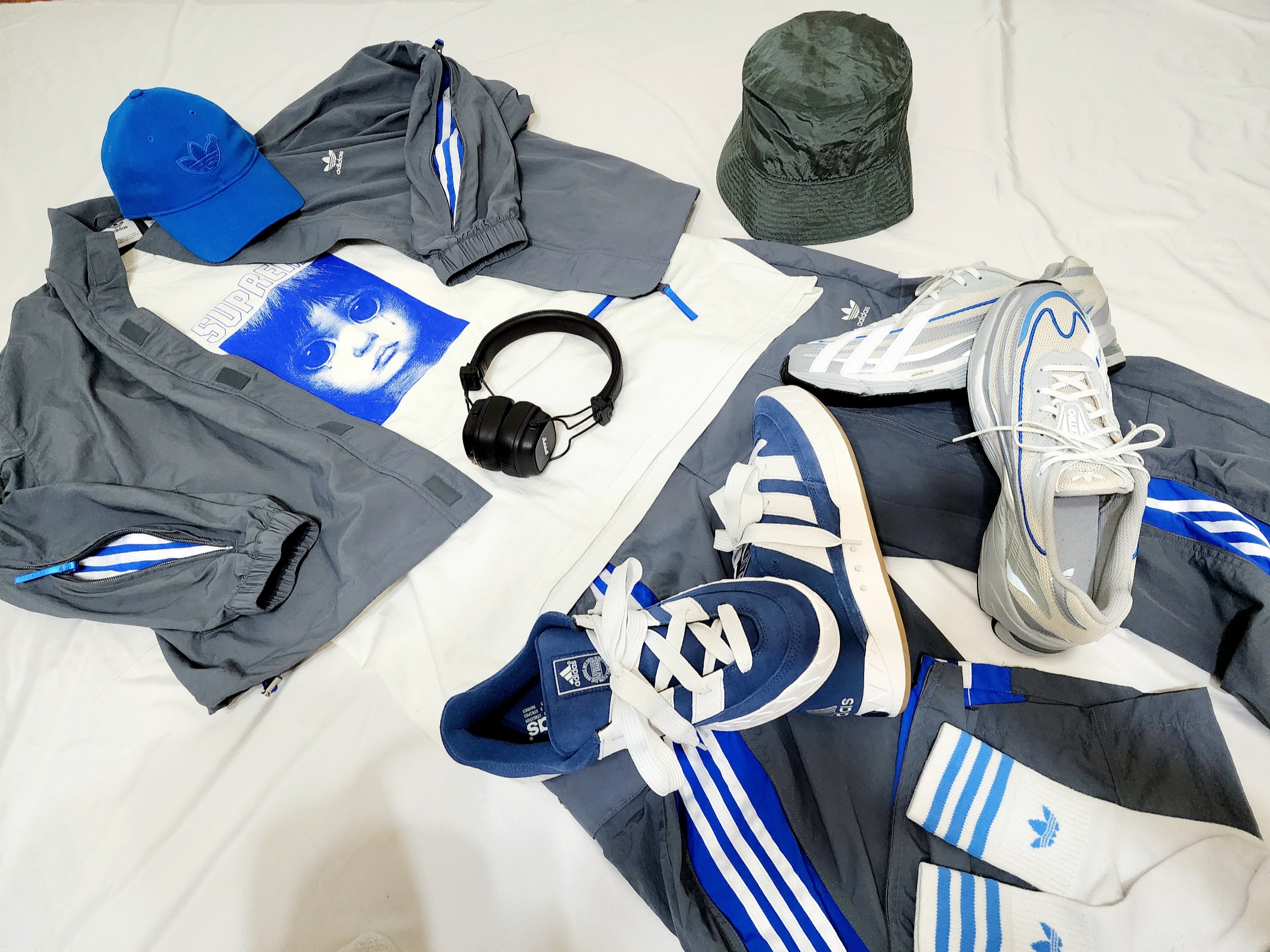 Adidas x Ordinary People Track Jacket Onix - KR Sizing, Adidas x Ordinary People Track Pants Onix - KR Sizing 착용 스타일 - 2