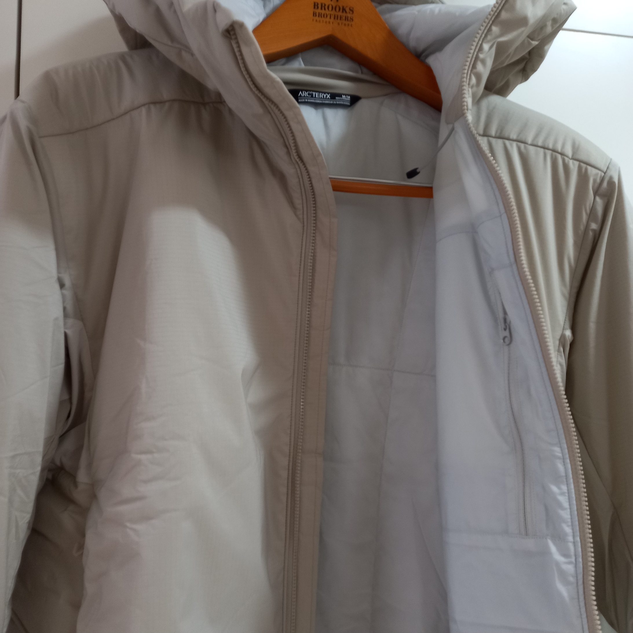 Arc'teryx Atom Heavyweight Hoody Rune 착용 스타일 - 4