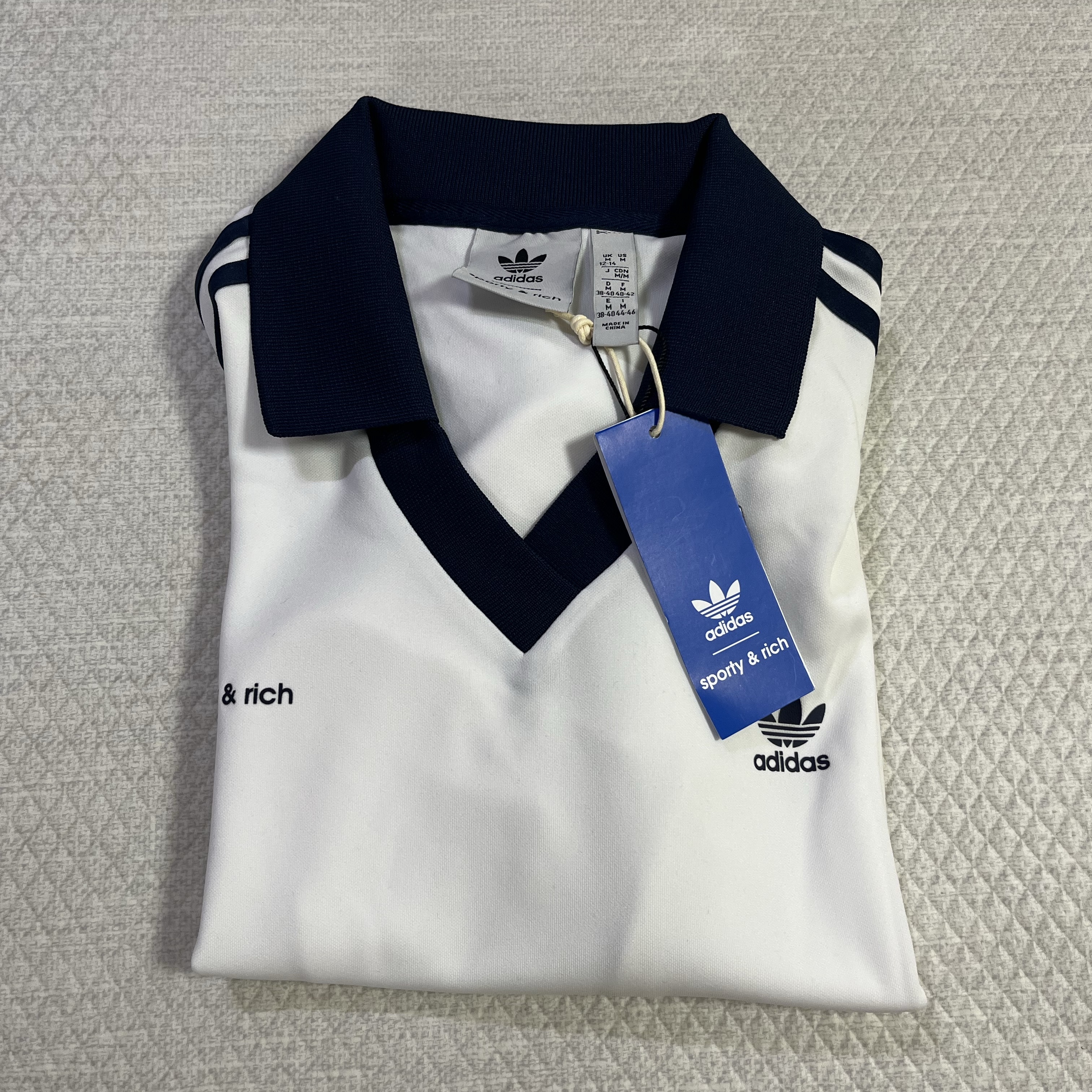(W) Adidas x Sporty & Rich Long Sleeve Football Jersey White Night Indigo - US Sizing 착용 스타일