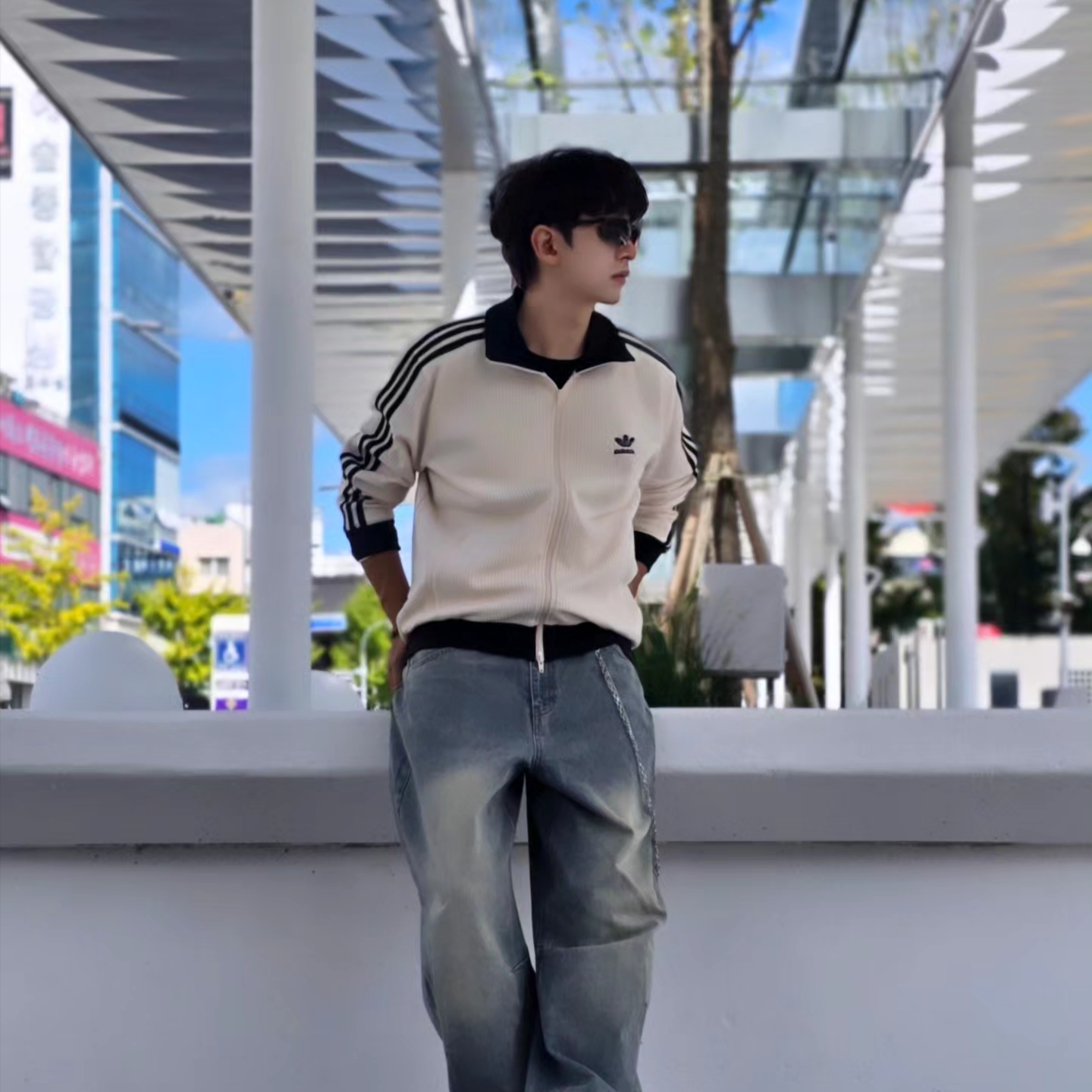 Adidas Waffle Beckenbauer Track Top Wonder White - KR Sizing, Samsung Galaxy Watch6 44mm LTE Silver (Korean Ver.) 착용 스타일 - 8