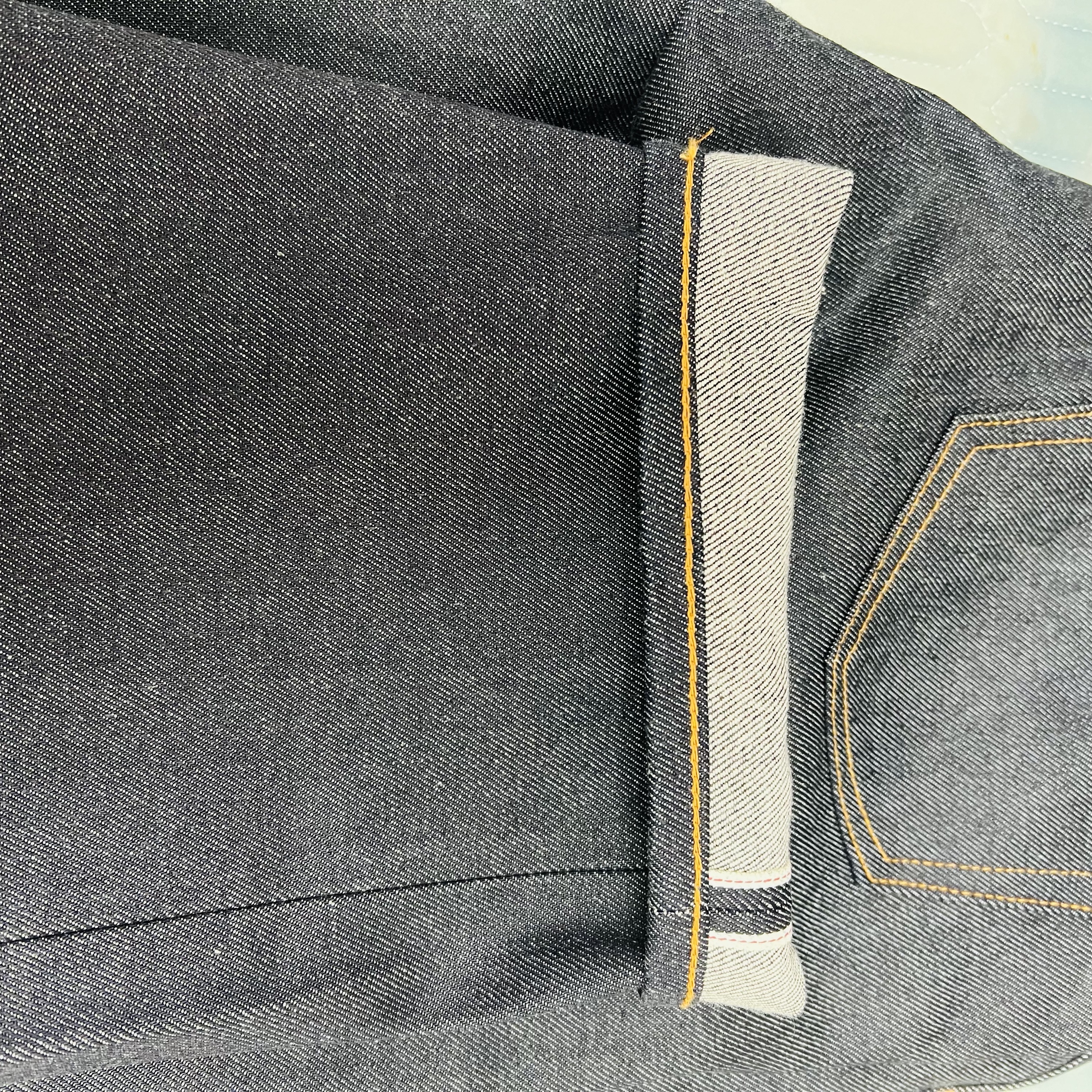 Supreme Rigid Loose Fit Selvedge Jean Rigid Indigo - 24FW 착용 스타일 - 2