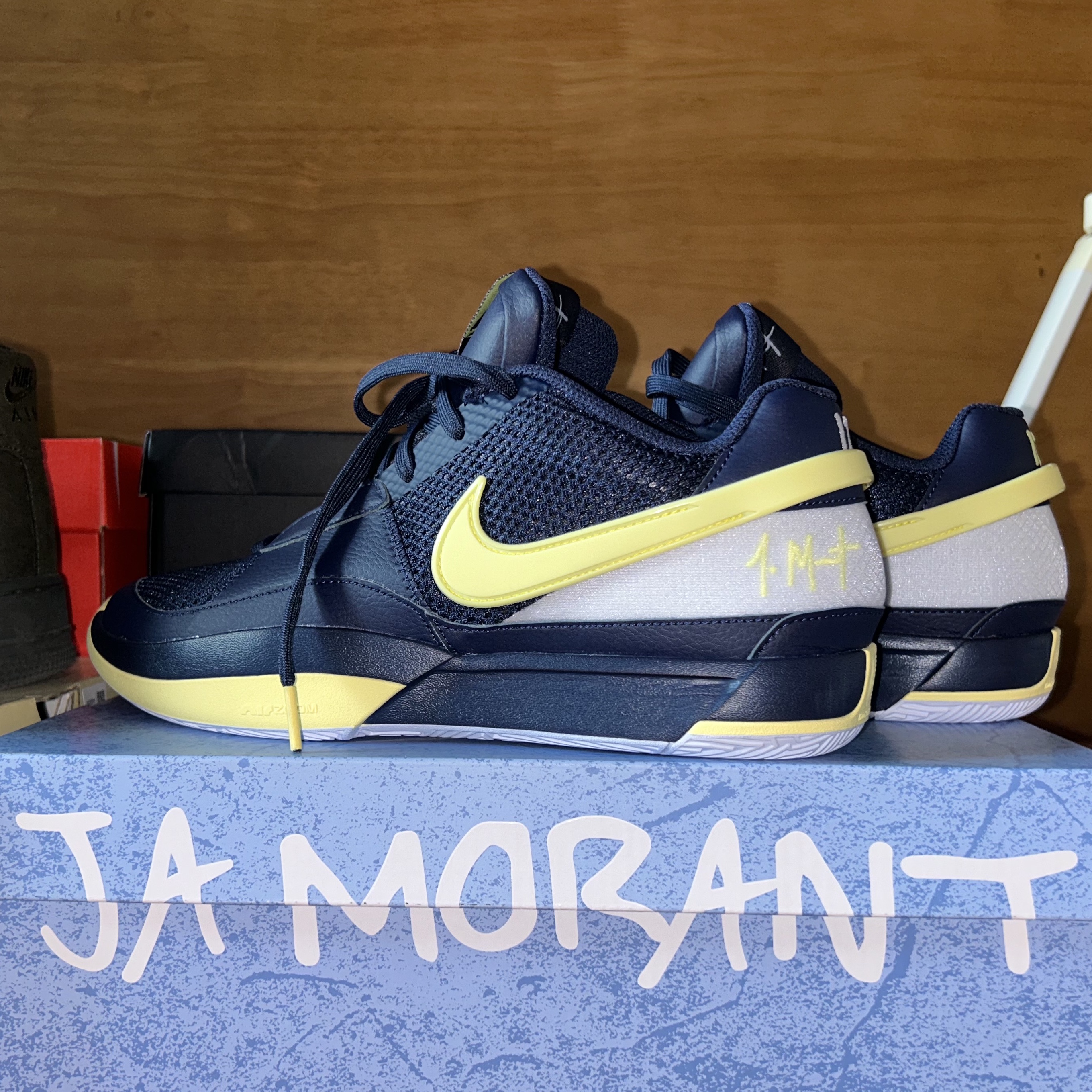 Nike Ja 1 EP Midnight Navy Football Grey 착용 스타일