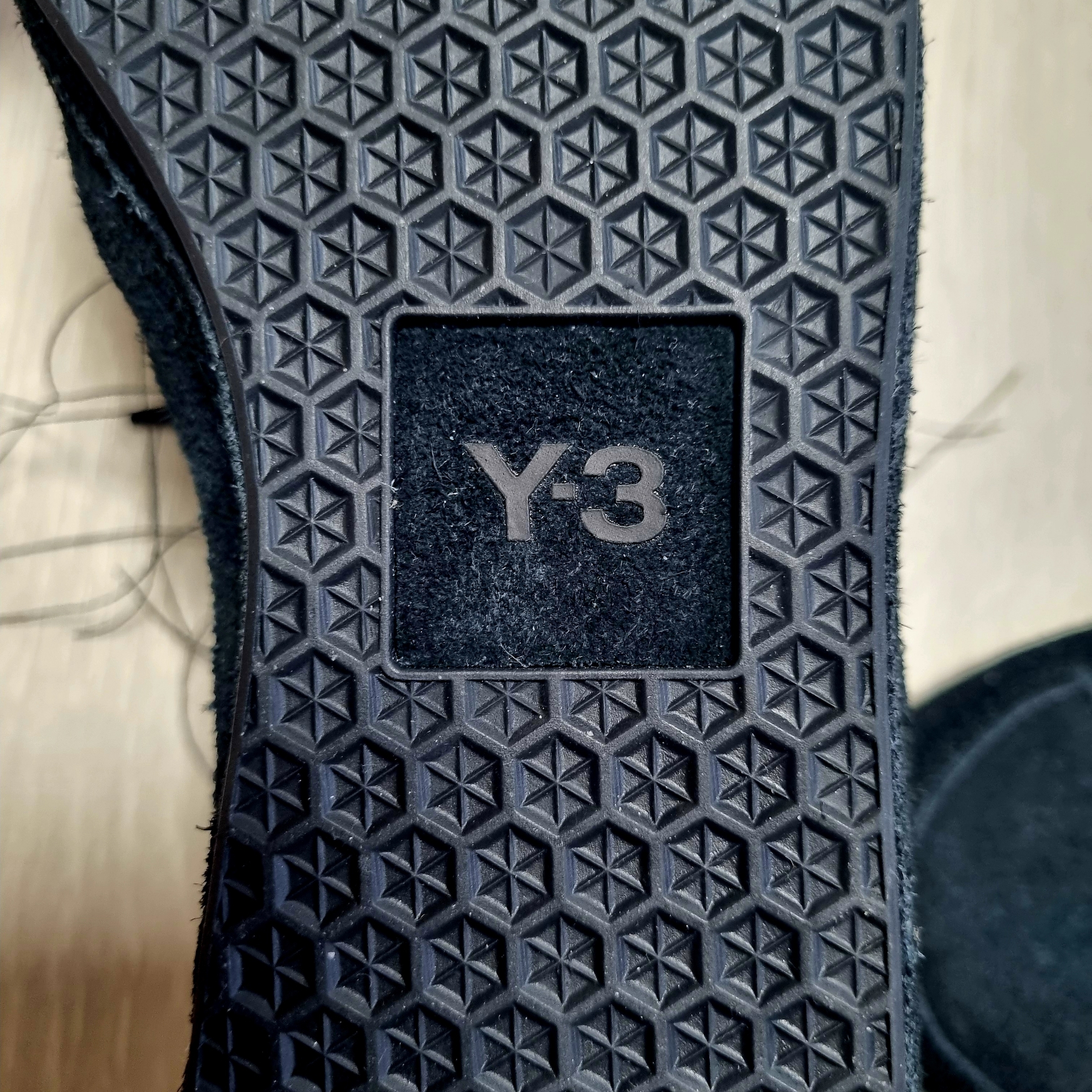 Y-3 Gazelle Black 착용 스타일 - 3