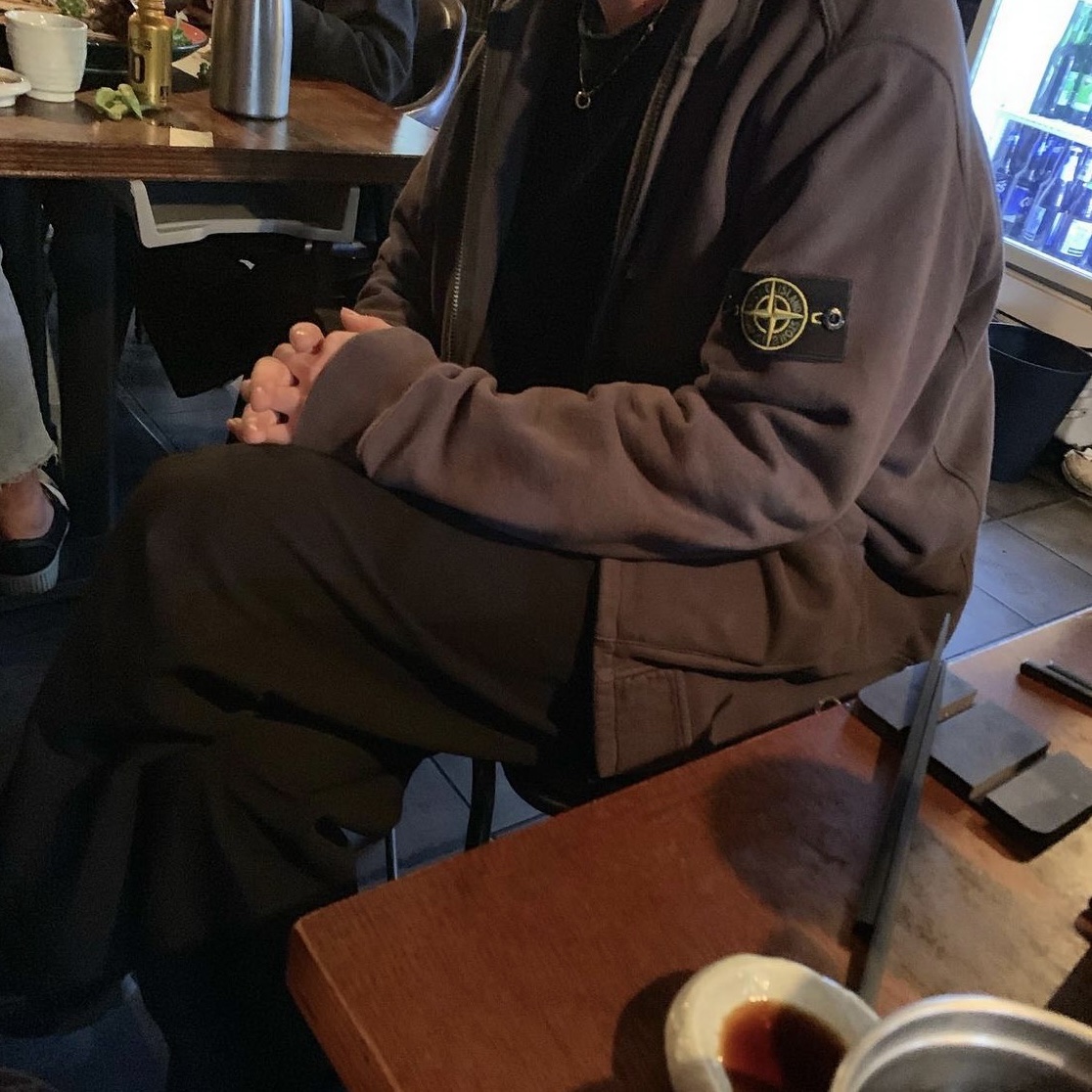 Stone Island 64251 Garment Dyed Cotton Fleece Full Zip Hooded Sweatshirt Navy Blue - 23FW 착용 스타일