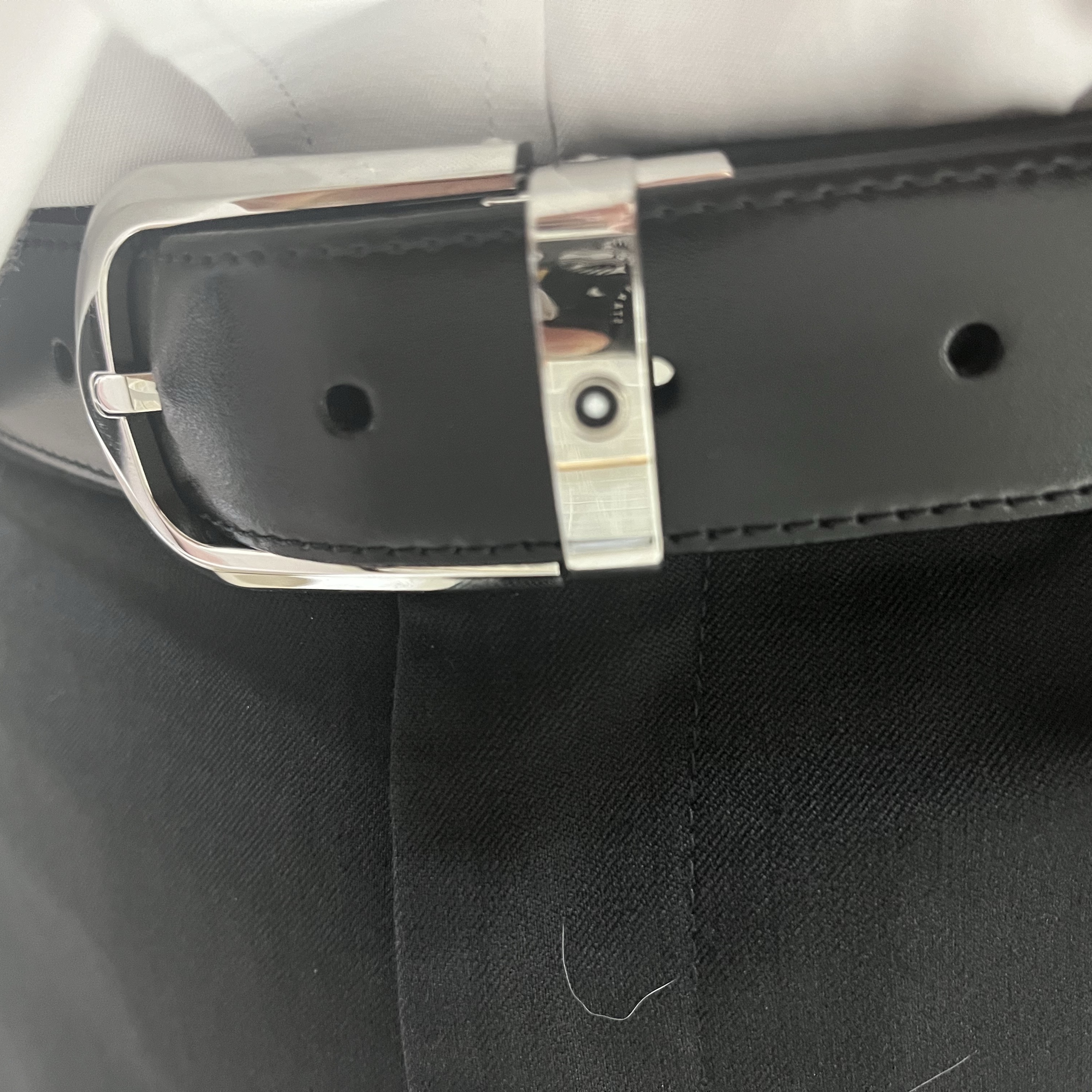 Montblanc Horseshoe Buckle 30mm Reversible Leather Belt Black Brown 착용 스타일