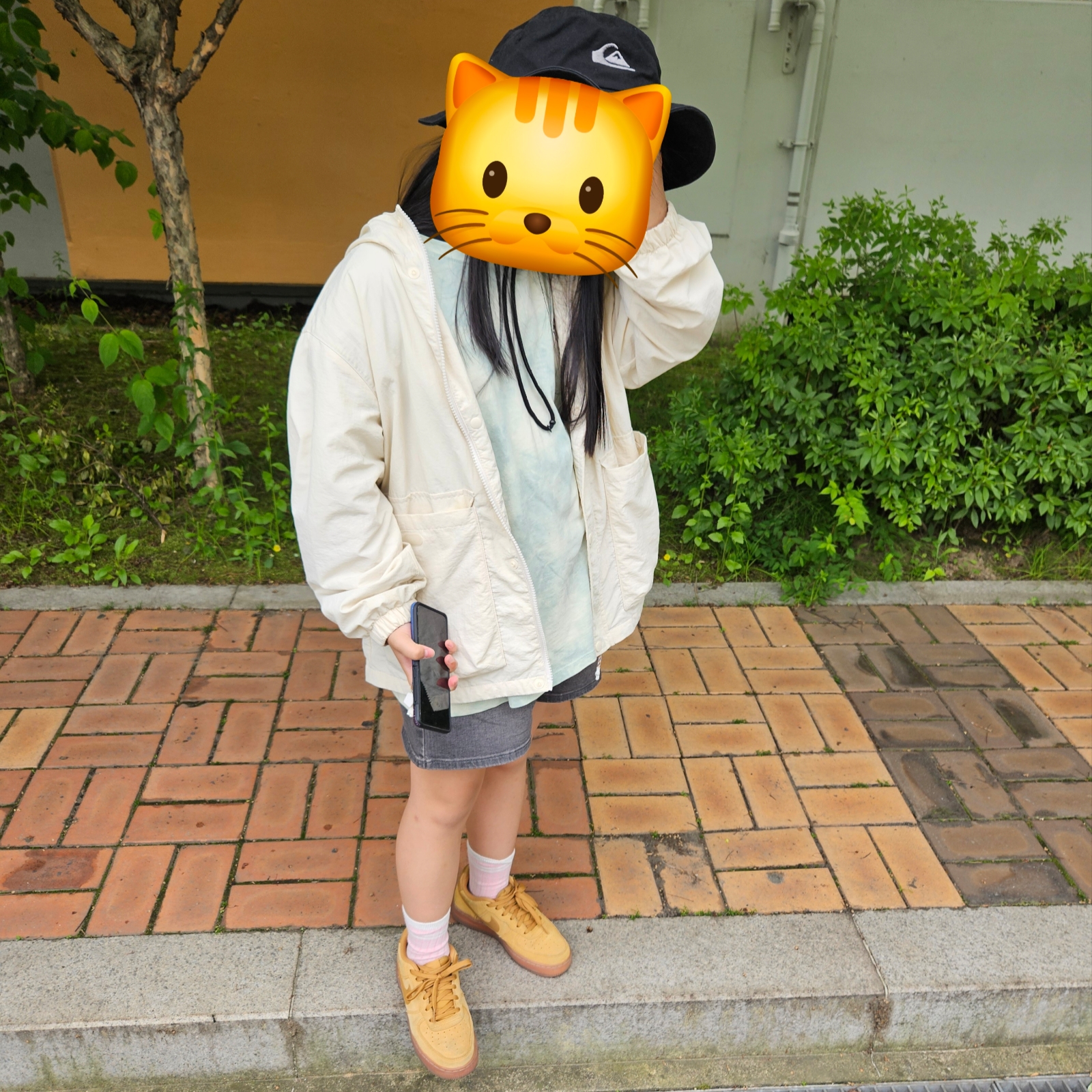 Nike Air Force 1 '07 WB Flax 착용 스타일