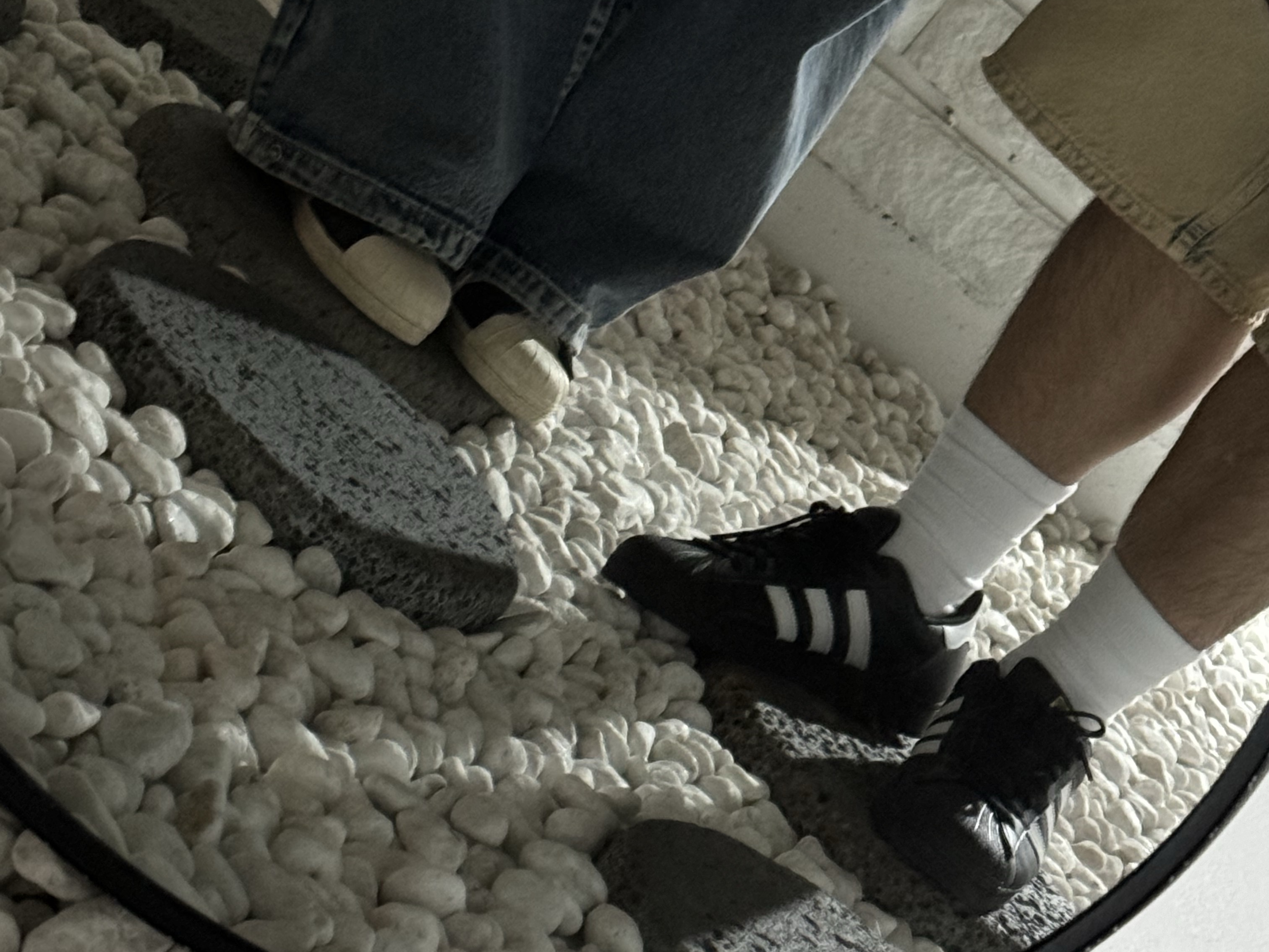 Adidas Superstar Core Black White, Adidas Superstar 82 Black White 착용 스타일