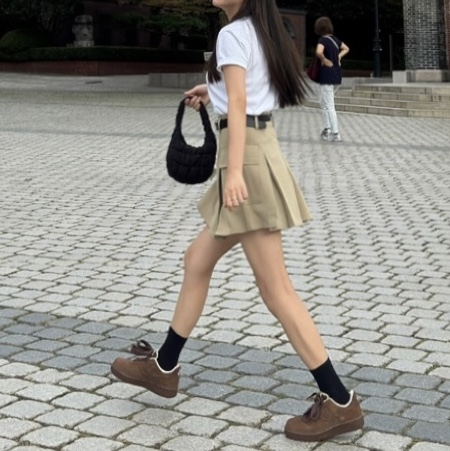 (W) Nike Air Force 1 '07 Cacao Wow 착용 스타일 - 1