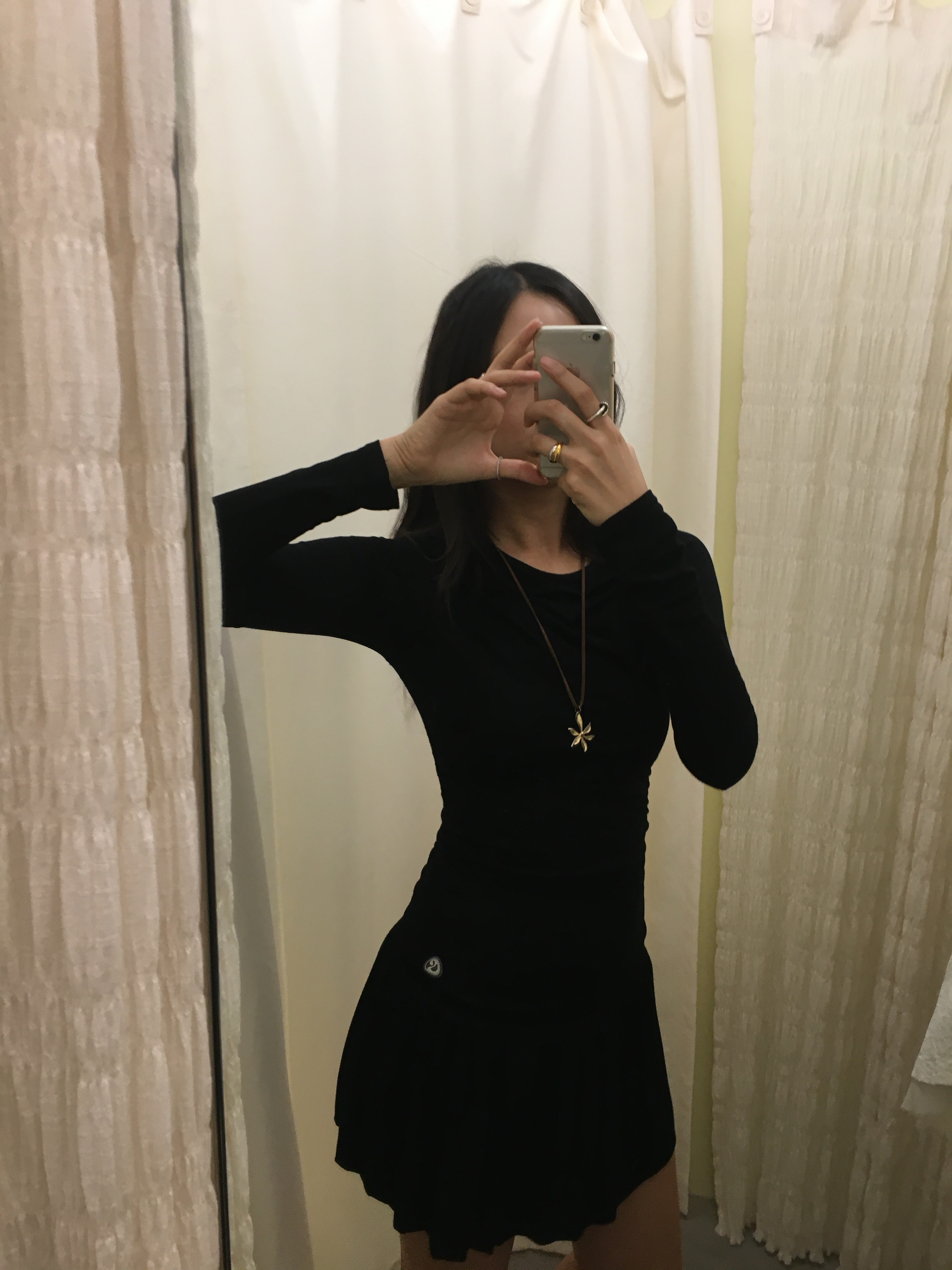 Coyseio Draping Dress Black 착용 스타일 - 2