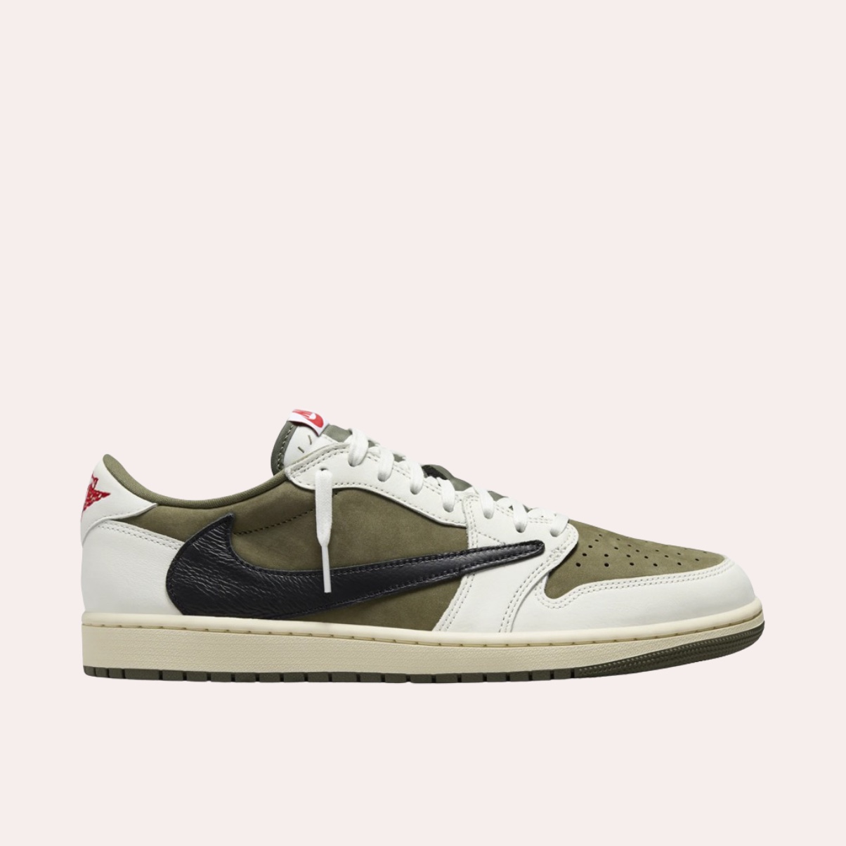 Jordan 1 x Travis Scott Retro Low OG SP Reverse Olive 착용 스타일