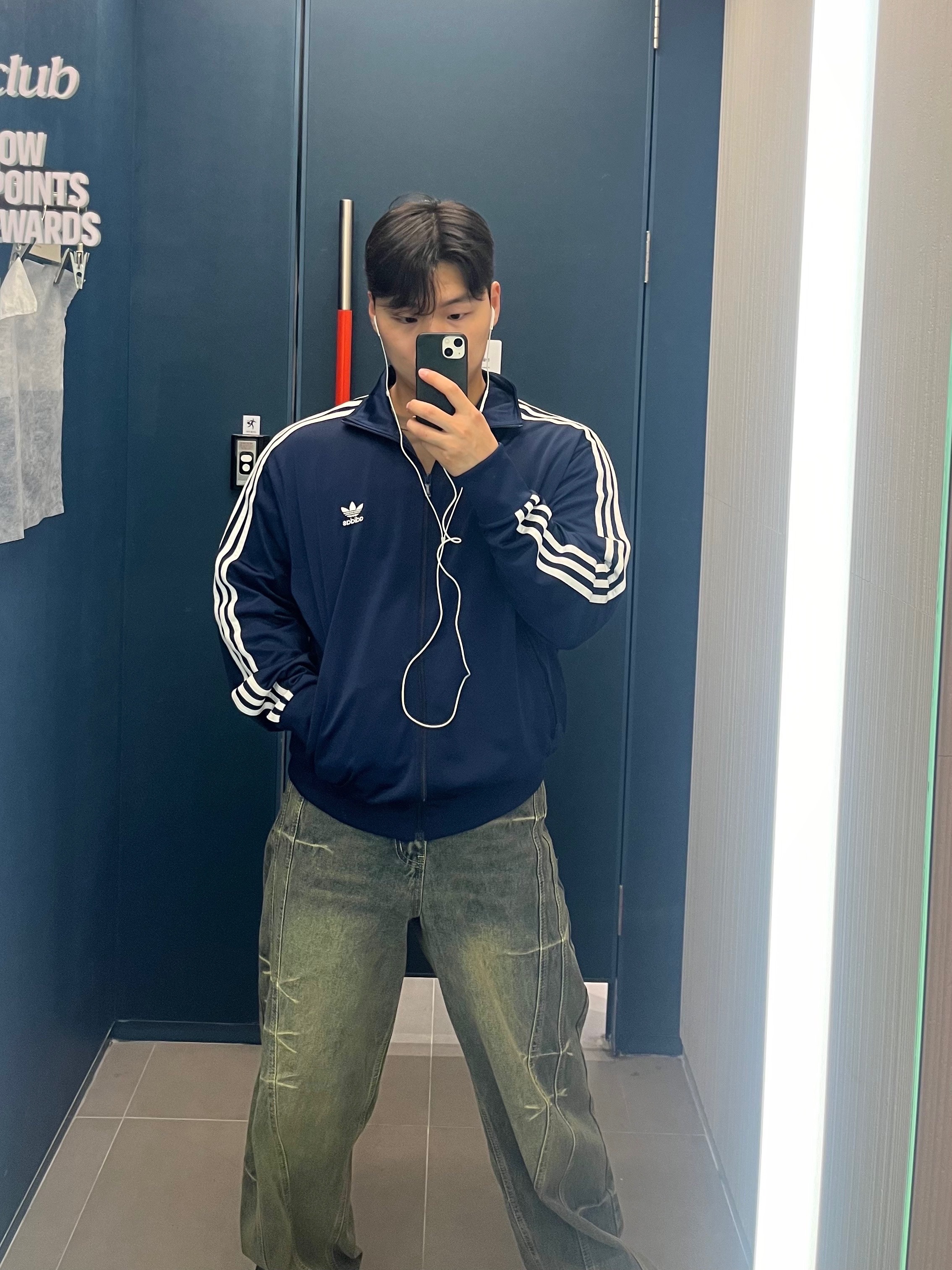 Adidas Adicolor Classic Firebird Track Top Night Indigo - KR Sizing 착용 스타일