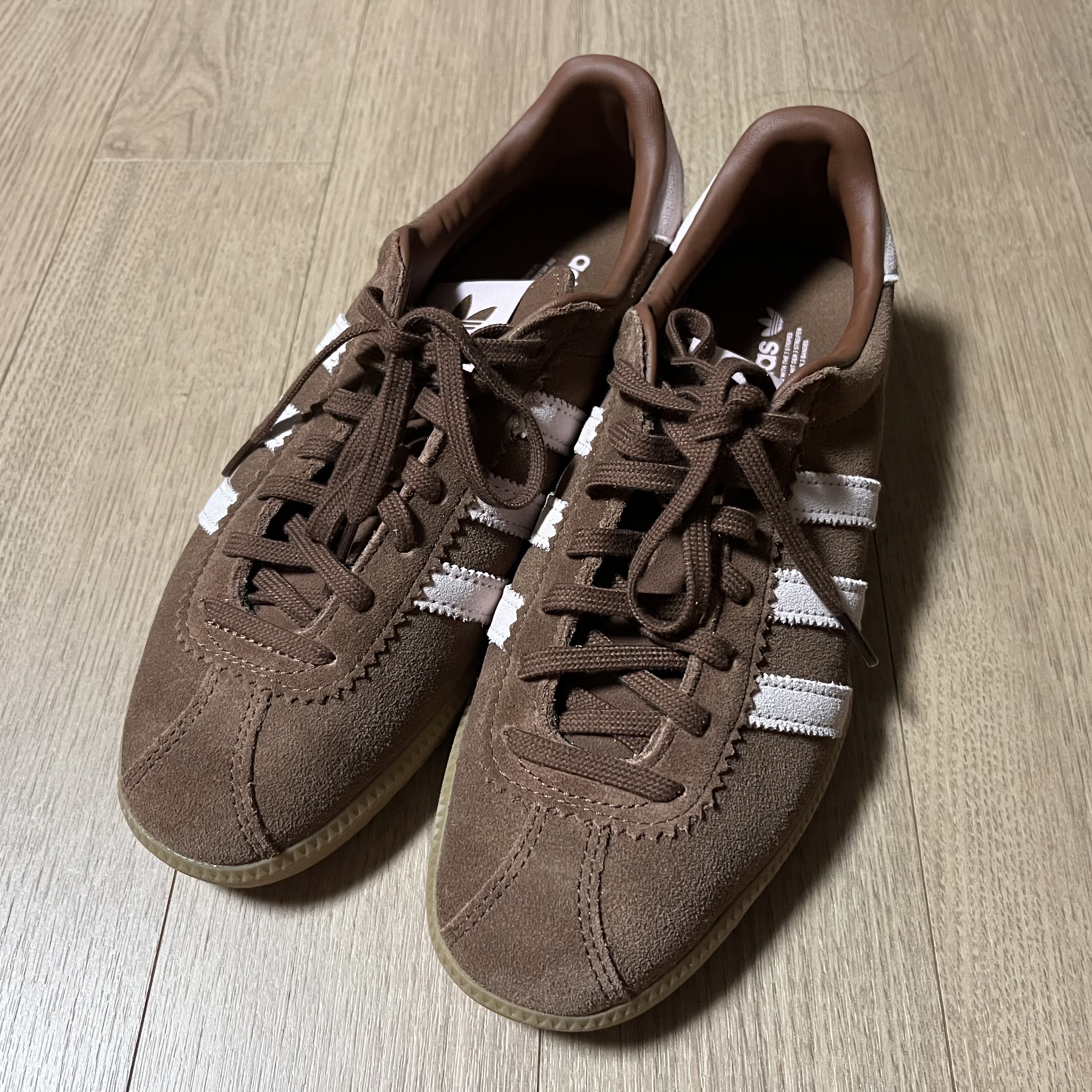 (W) Adidas Bermuda Preloved Brown 착용 스타일 - 2