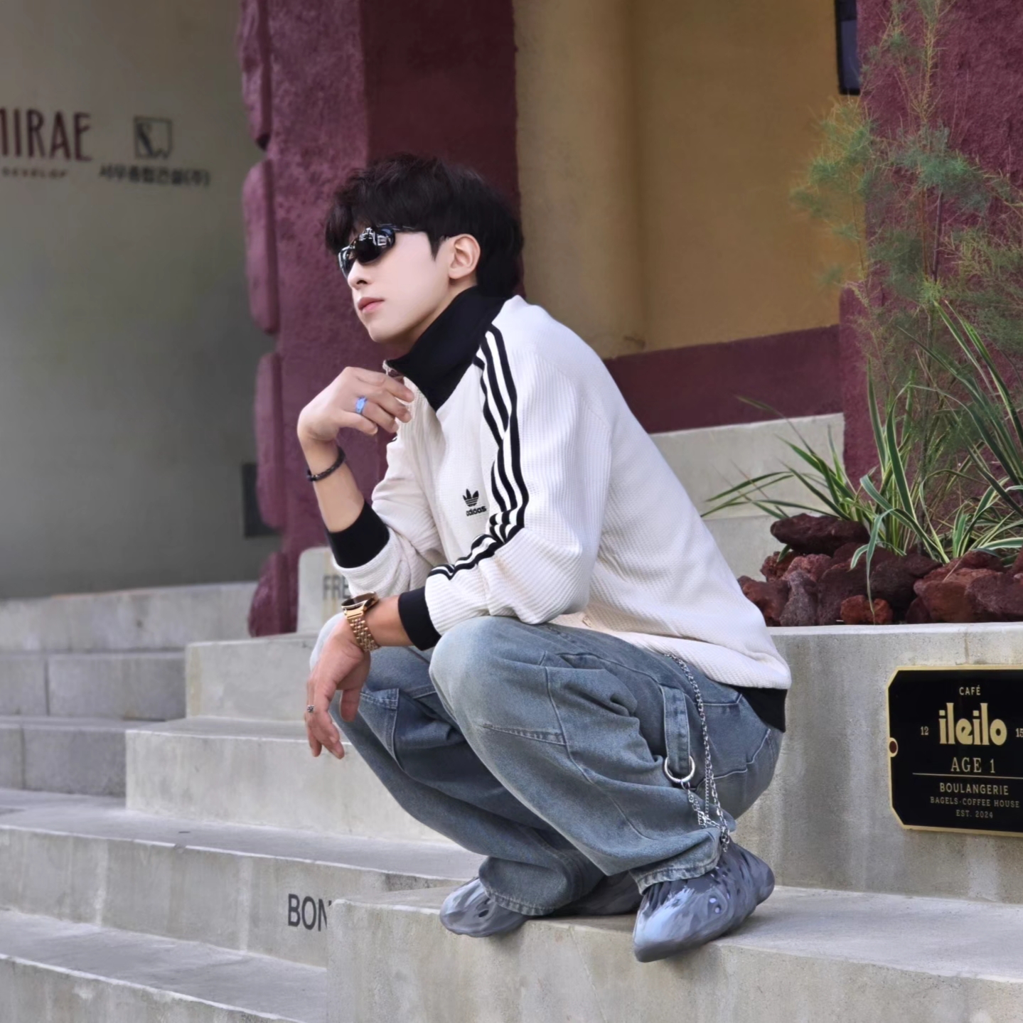 Adidas Waffle Beckenbauer Track Top Wonder White - KR Sizing, Samsung Galaxy Watch6 44mm LTE Silver (Korean Ver.) 착용 스타일 - 5