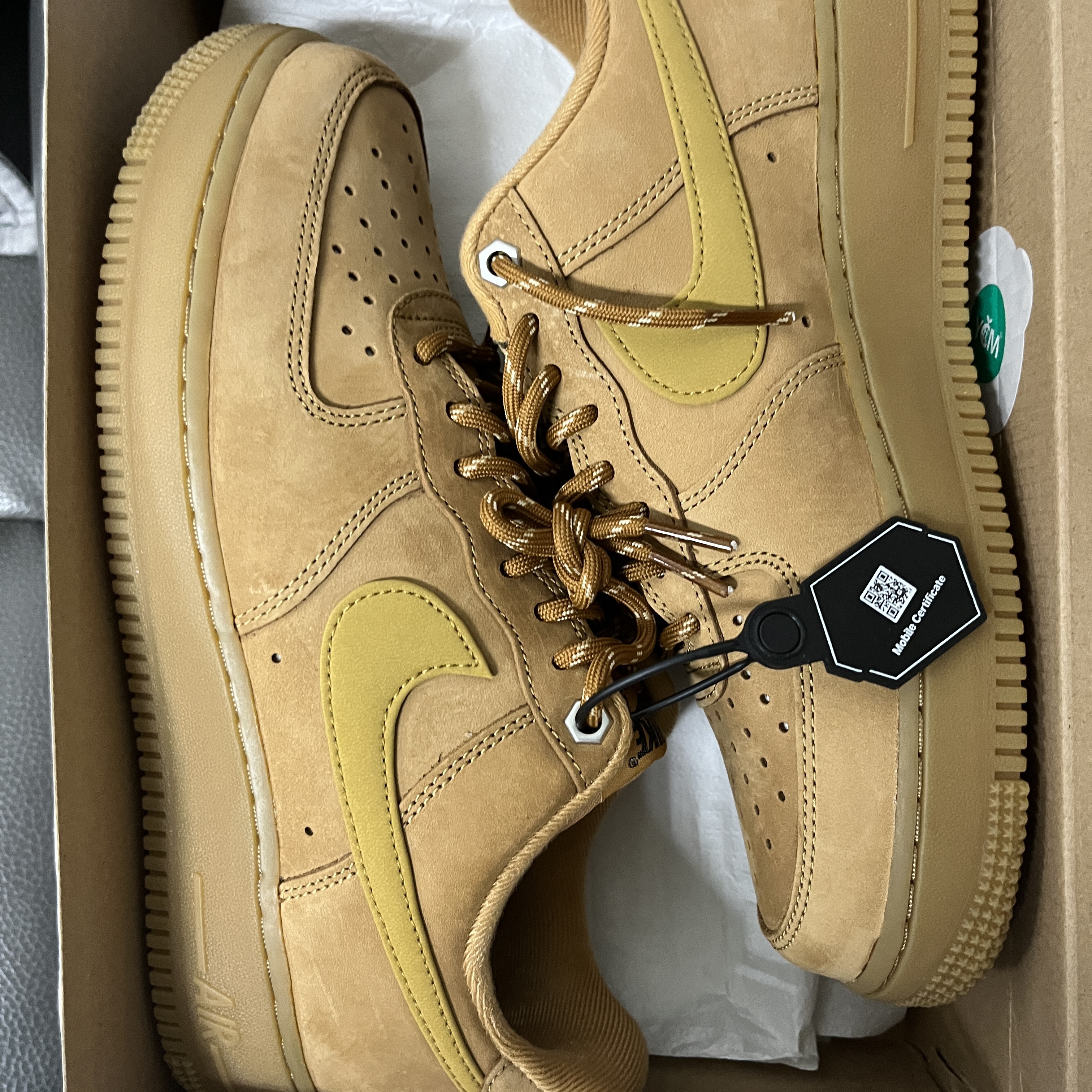 (W) Nike Air Force 1 '07 WB Flax Wheat 착용 스타일