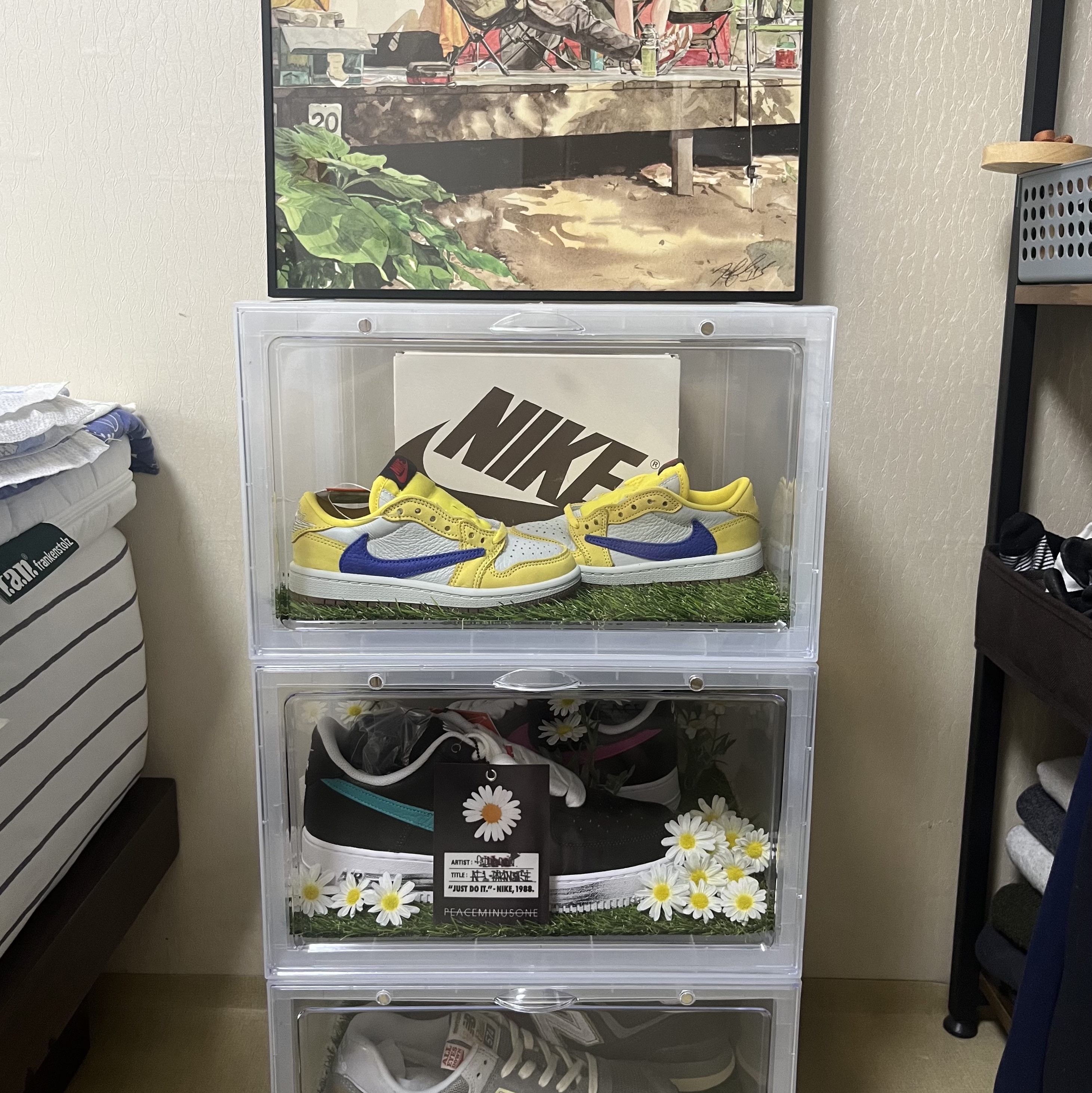 (PS) Jordan 1 x Travis Scott Retro Low OG SP Canary, Nike x Peaceminusone Air Force 1 Low Para-Noise 3.0 Black and Multicolor 착용 스타일