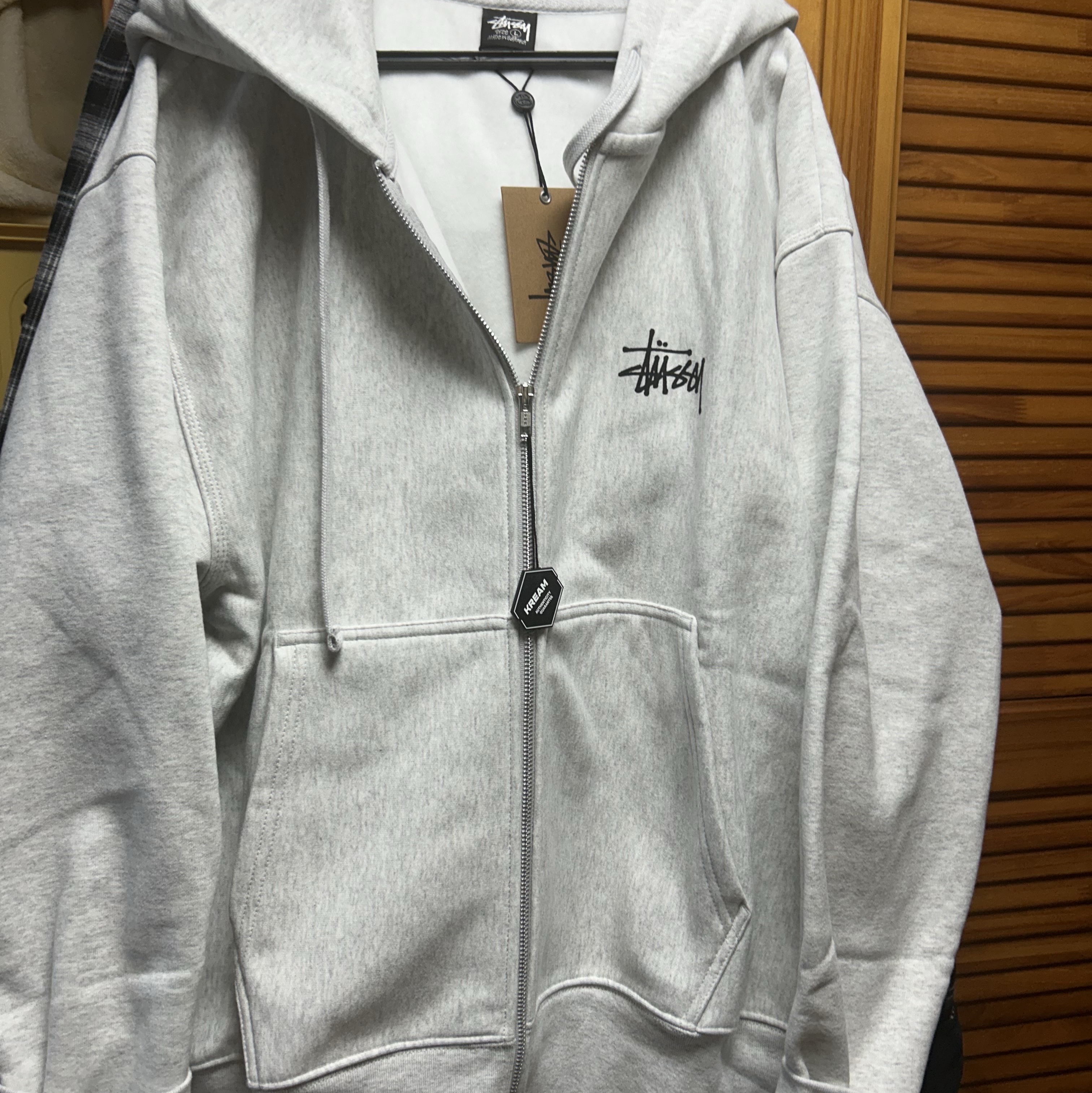 Stussy Basic Stussy Zip Hoodie Ash Heather 착용 스타일