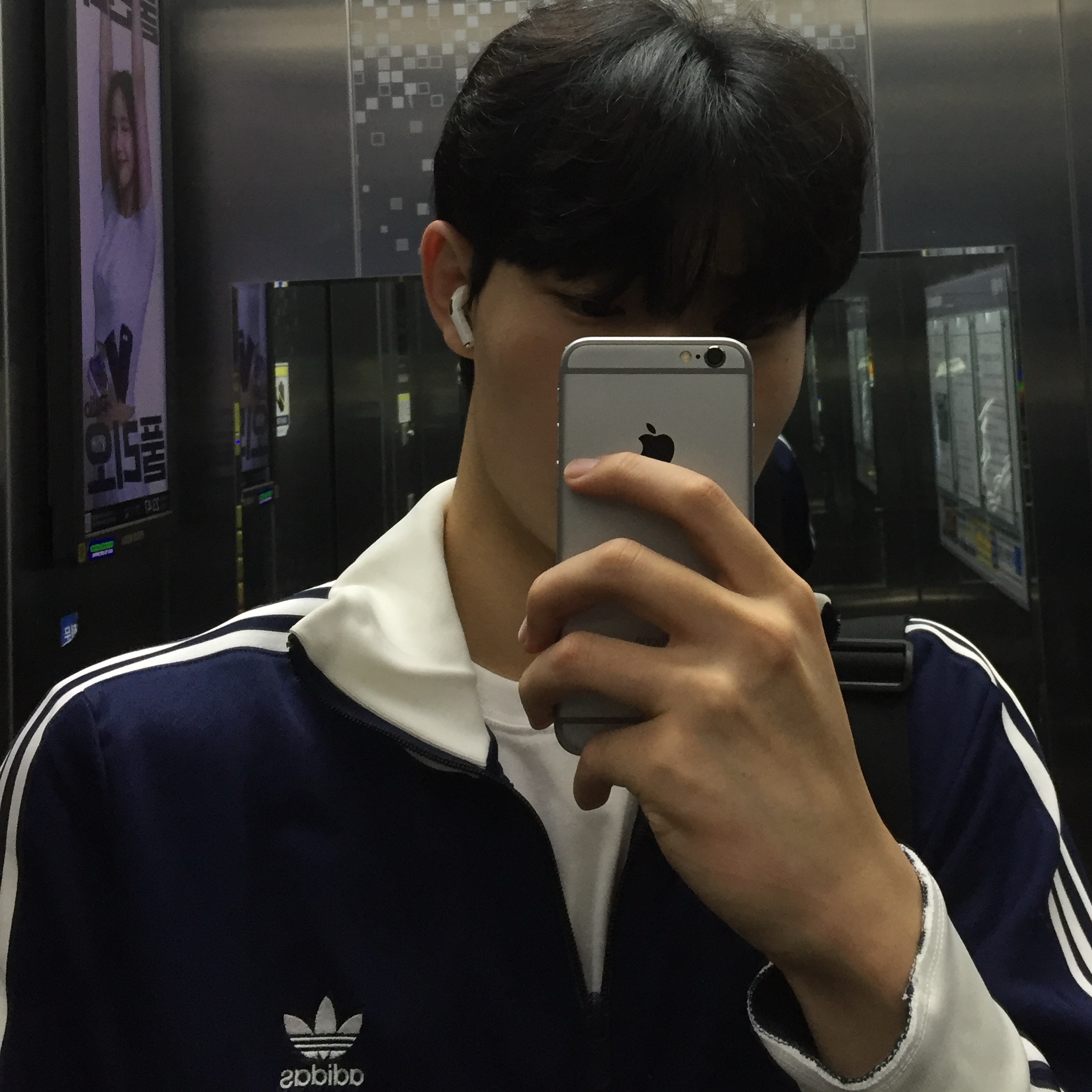 Adidas Adicolor Classic Beckenbauer Track Top Night Indigo - KR Sizing 착용 스타일 - 1