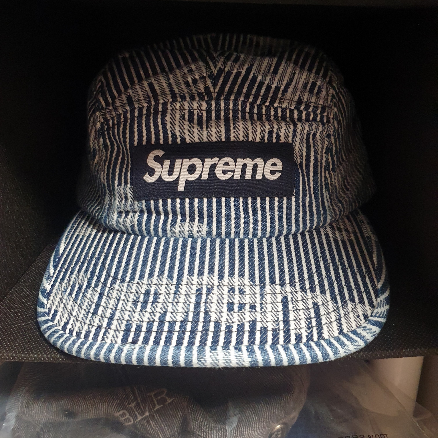 Supreme Denim Camp Cap Stripe - 24SS 착용 스타일