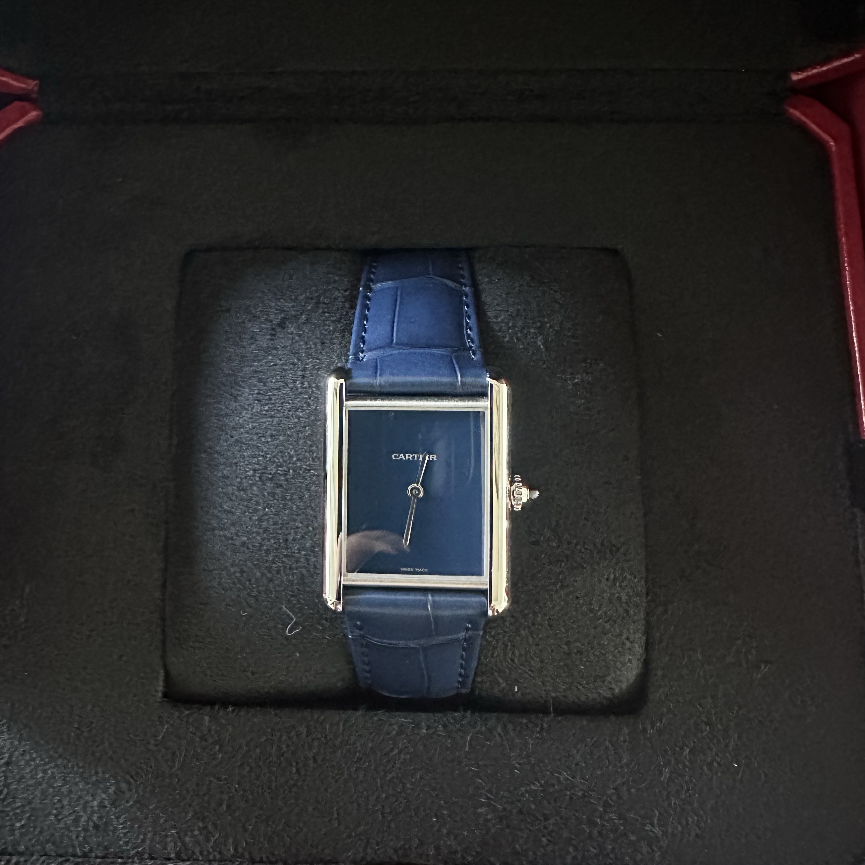 Cartier Tank Must Watch Large Quartz Steel Alligator Skin Blue, Rolex Sky-Dweller 42mm 336934 Bright Black Jubilee 착용 스타일 - 7