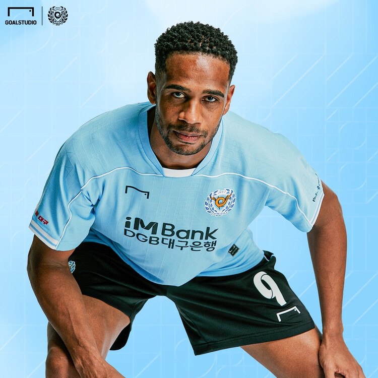 Goal Studio Daegu FC 2023 Home Authentic Jersey Skyblue Navy (Non Marking Ver.), Nike Zoom Mercurial Vapor 15 Pro TF Pink Foam Black 착용 스타일 - 3