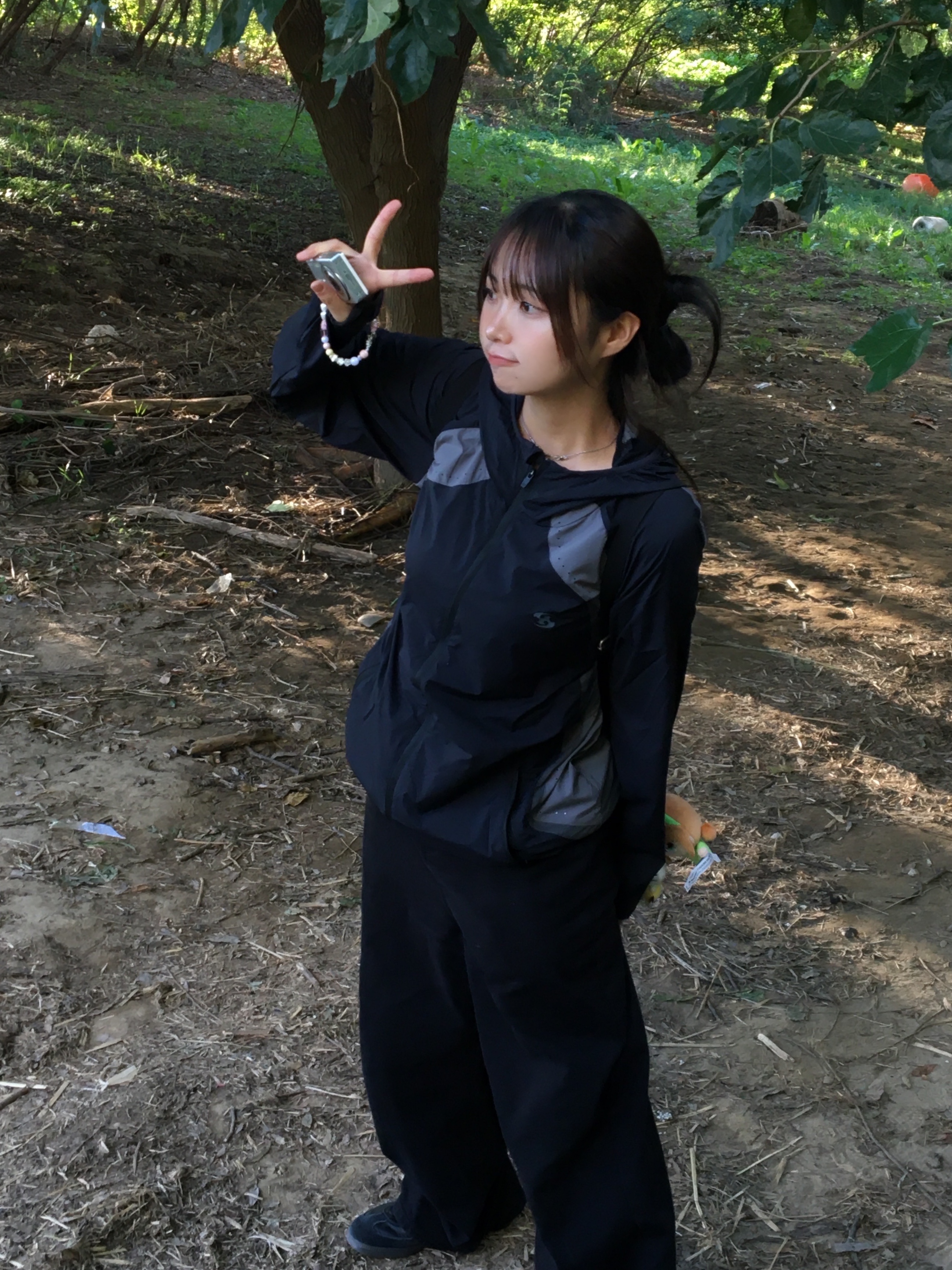 Sansan Gear Running Jacket Black, Adidas Samba OG Black White Gum 착용 스타일 - 1