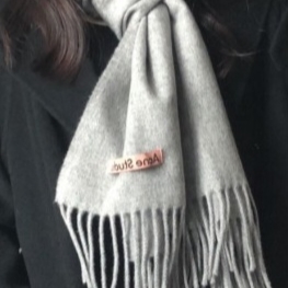 Acne Studios Canada Narrow New Wool Muffler Grey Melange 착용 스타일