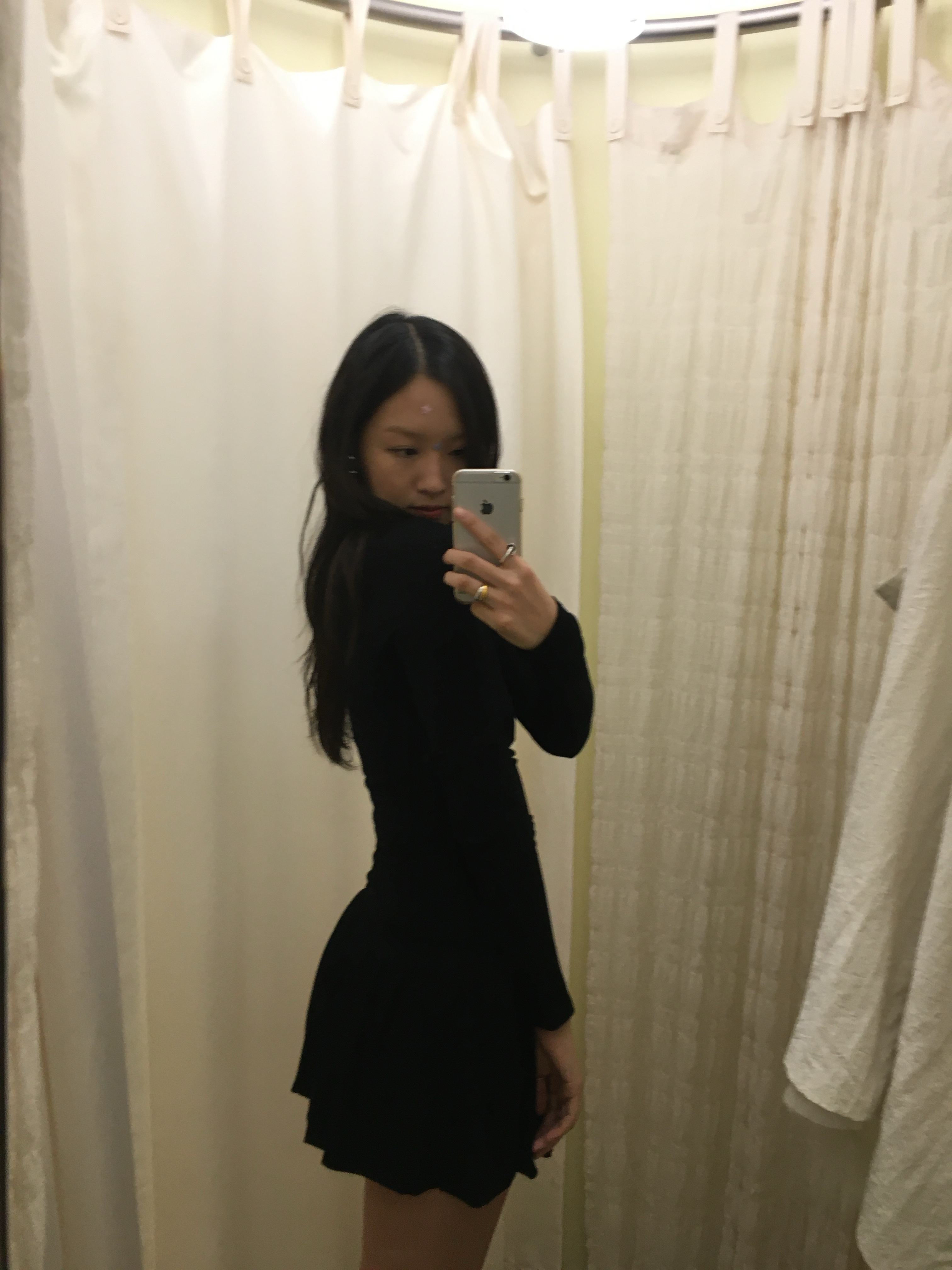 Coyseio Draping Dress Black 착용 스타일 - 3