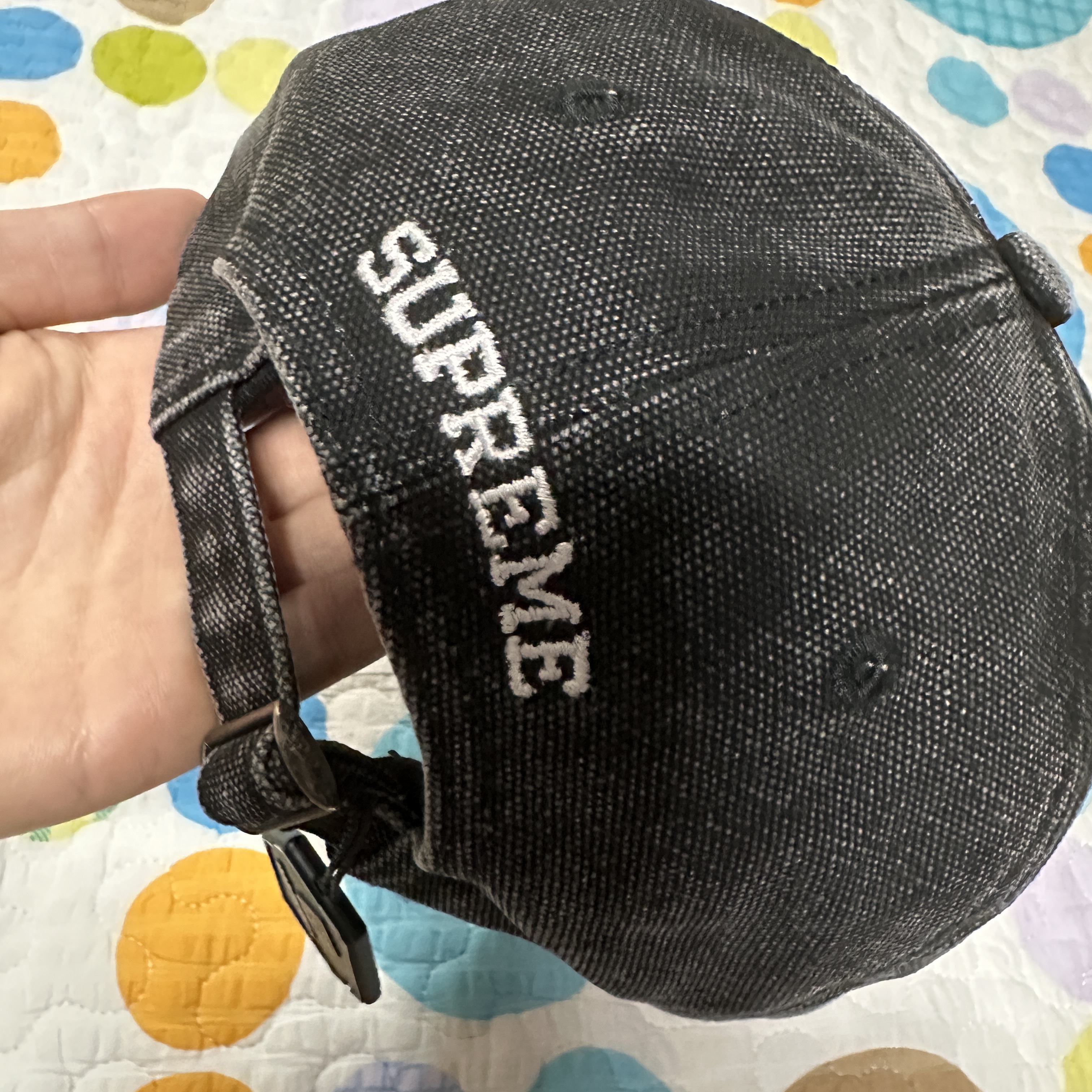 Supreme Pigment S Logo 6-Panel Black - 24FW 착용 스타일 - 3
