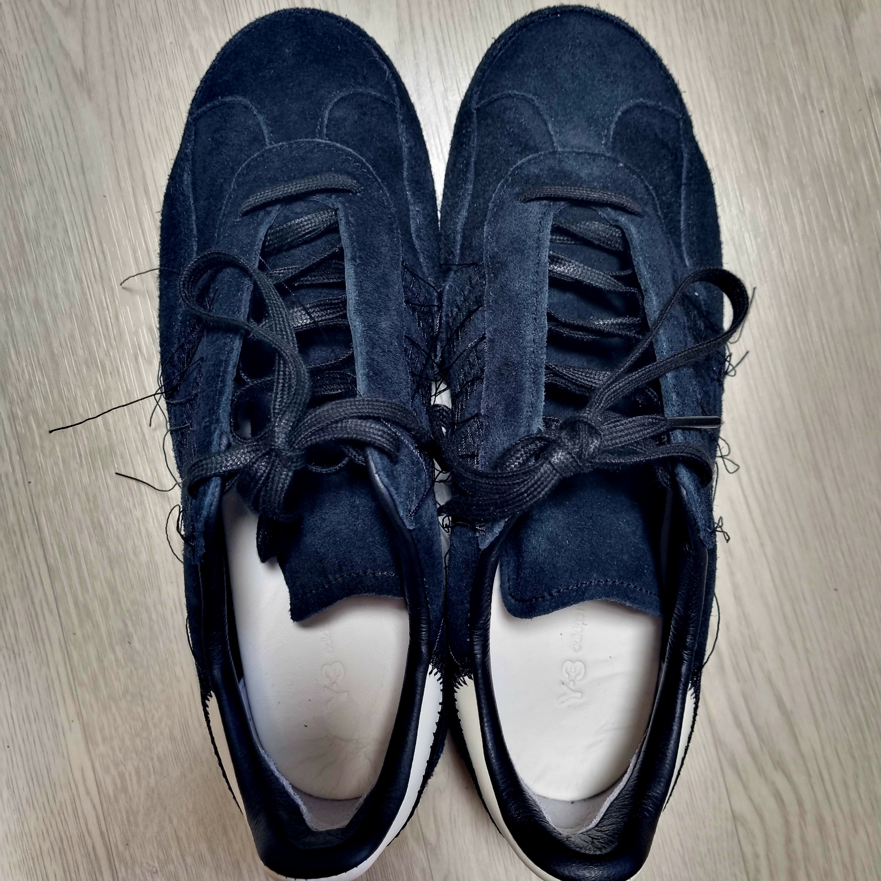 Y-3 Gazelle Black 착용 스타일 - 2