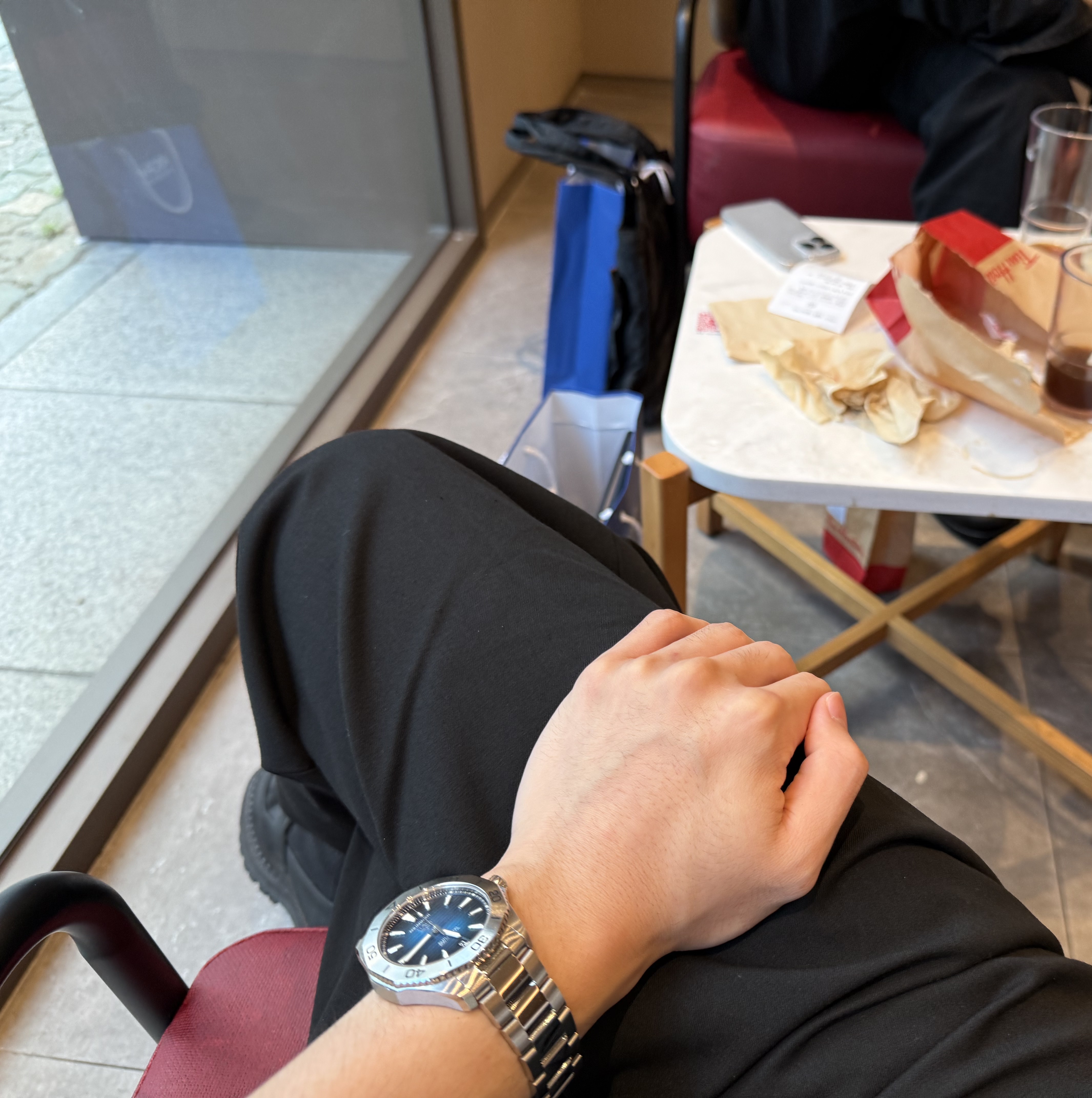 TAG Heuer Aquaracer Professional 200 Automatic Steel Blue 착용 스타일