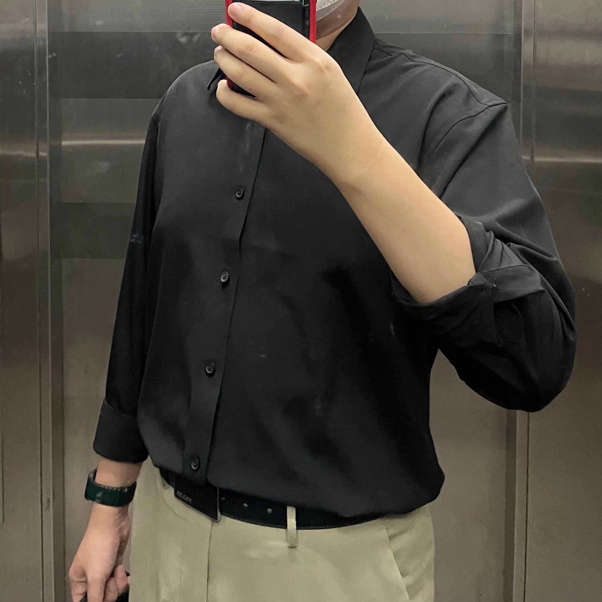 Zara Straight Fit Trousers Beige, Apple Watch SE 2023 44mm GPS Midnight Aluminium Case with Sport Band S/M Midnight (Korean Ver.) 착용 스타일