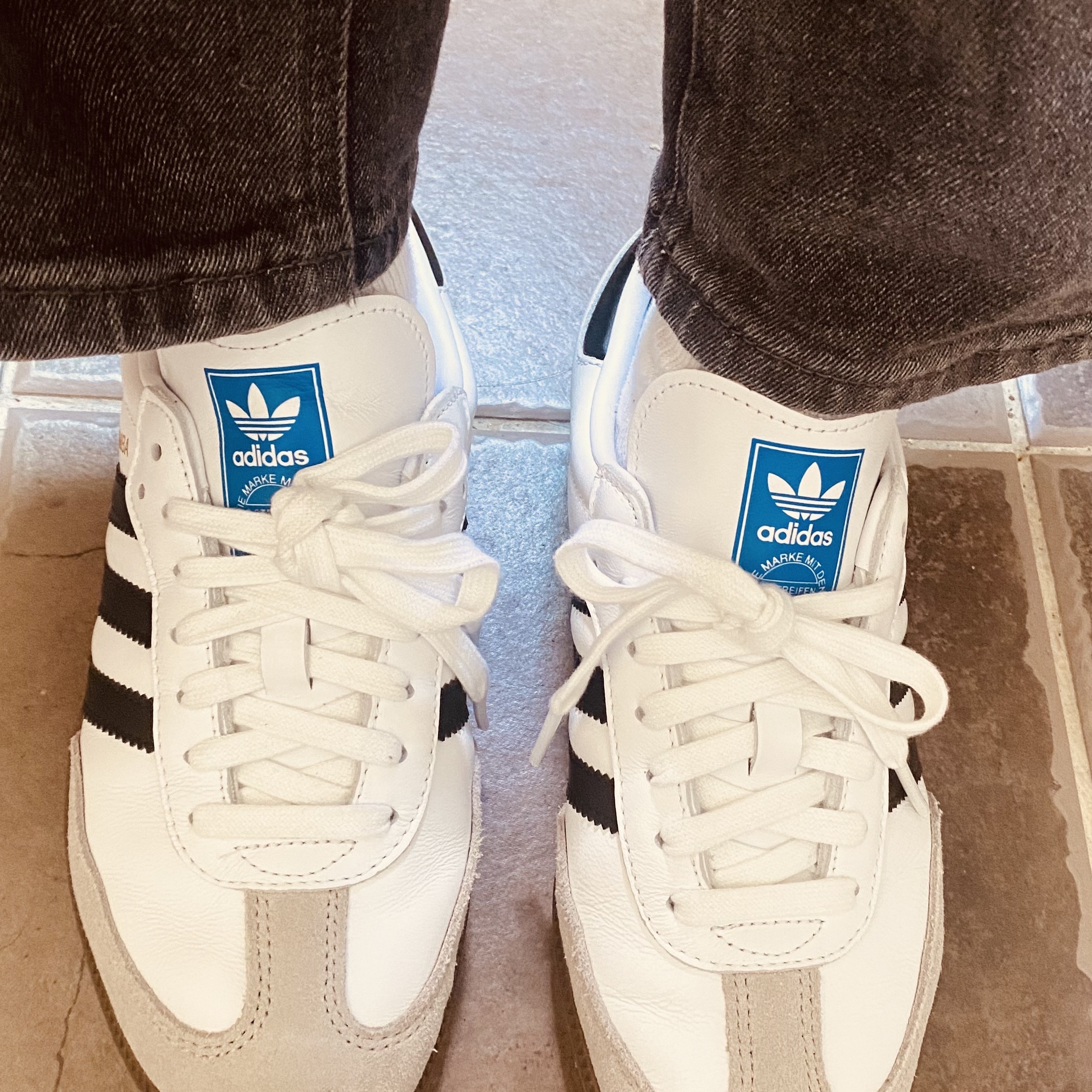 Adidas Samba OG Cloud White 착용 스타일
