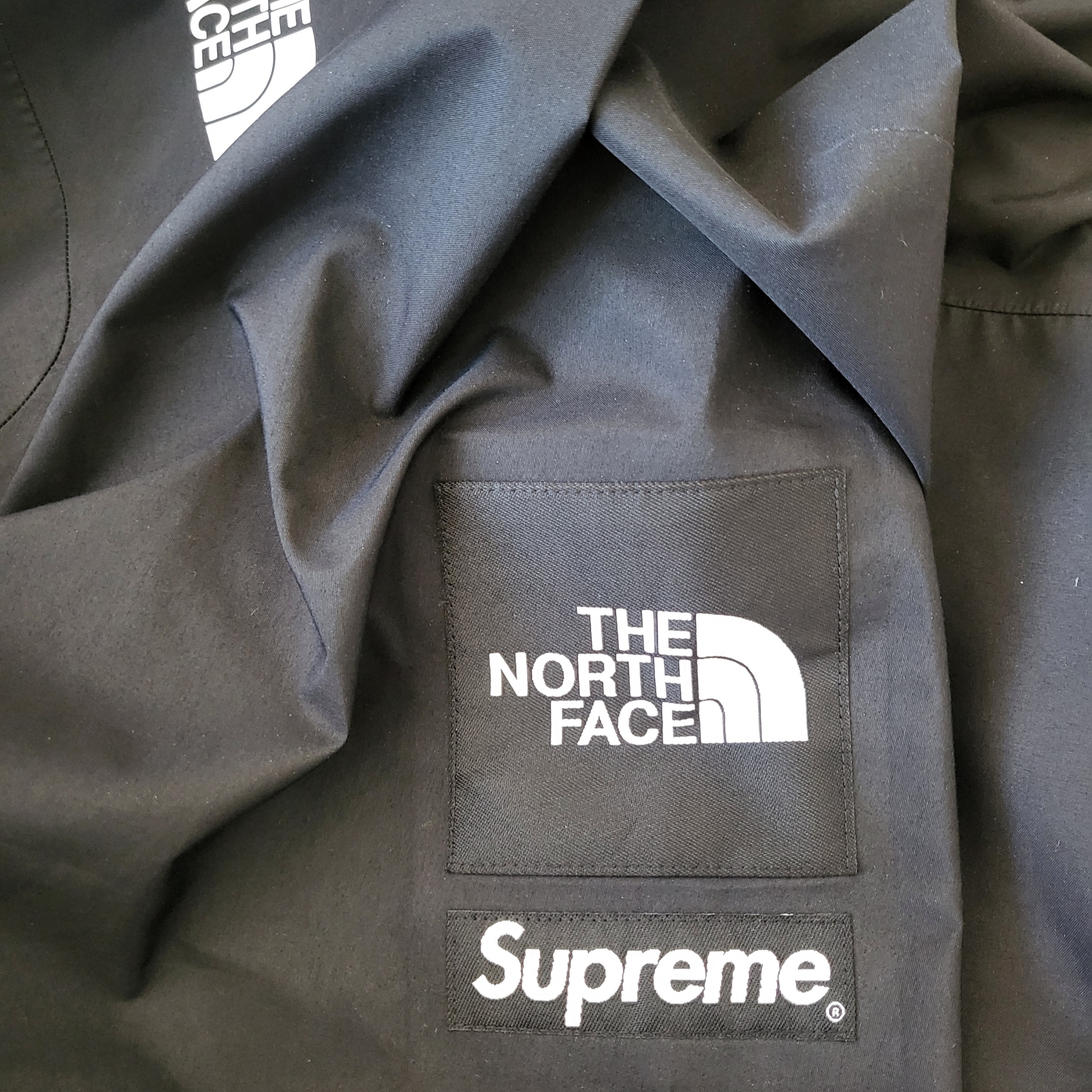 Supreme x The North Face Split Taped Seam Shell Jacket Black - 24SS 착용 스타일