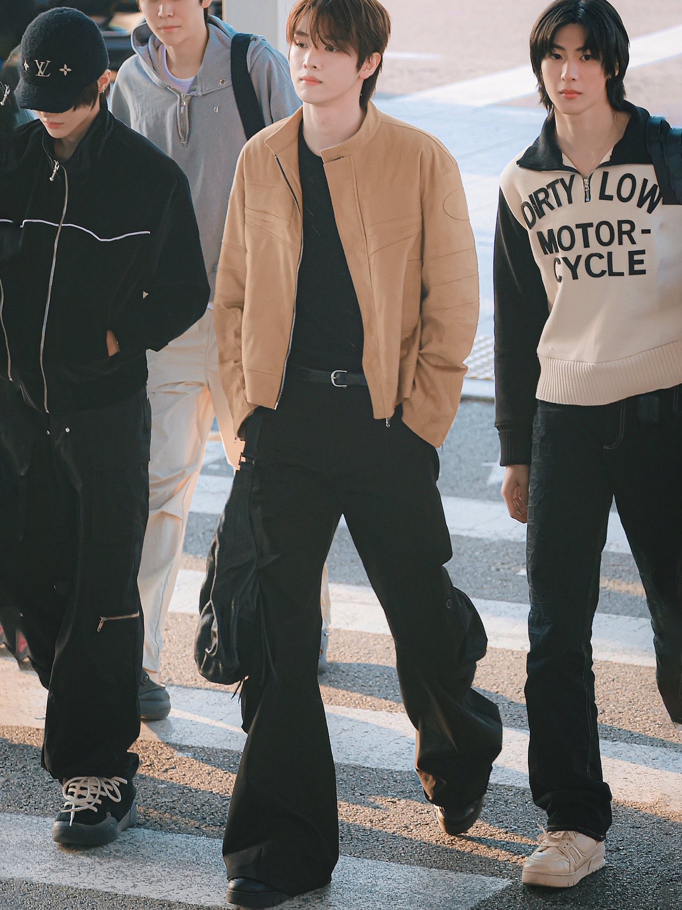 ERL Vamp Skate Shoe Pirate Black 착용 스타일 - 3