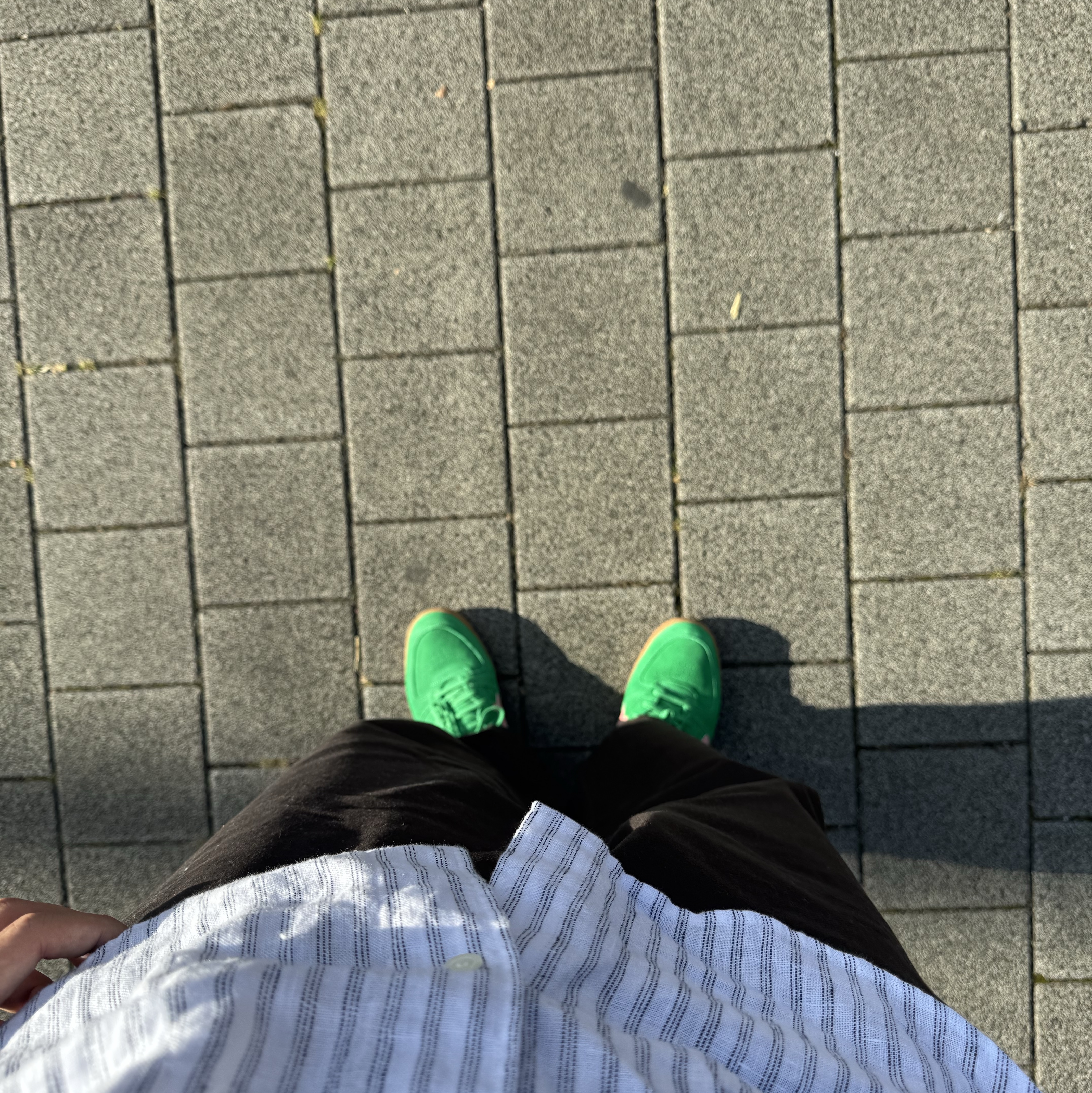Asics Skyhand OG Cilantro Grapefruit 착용 스타일 - 2