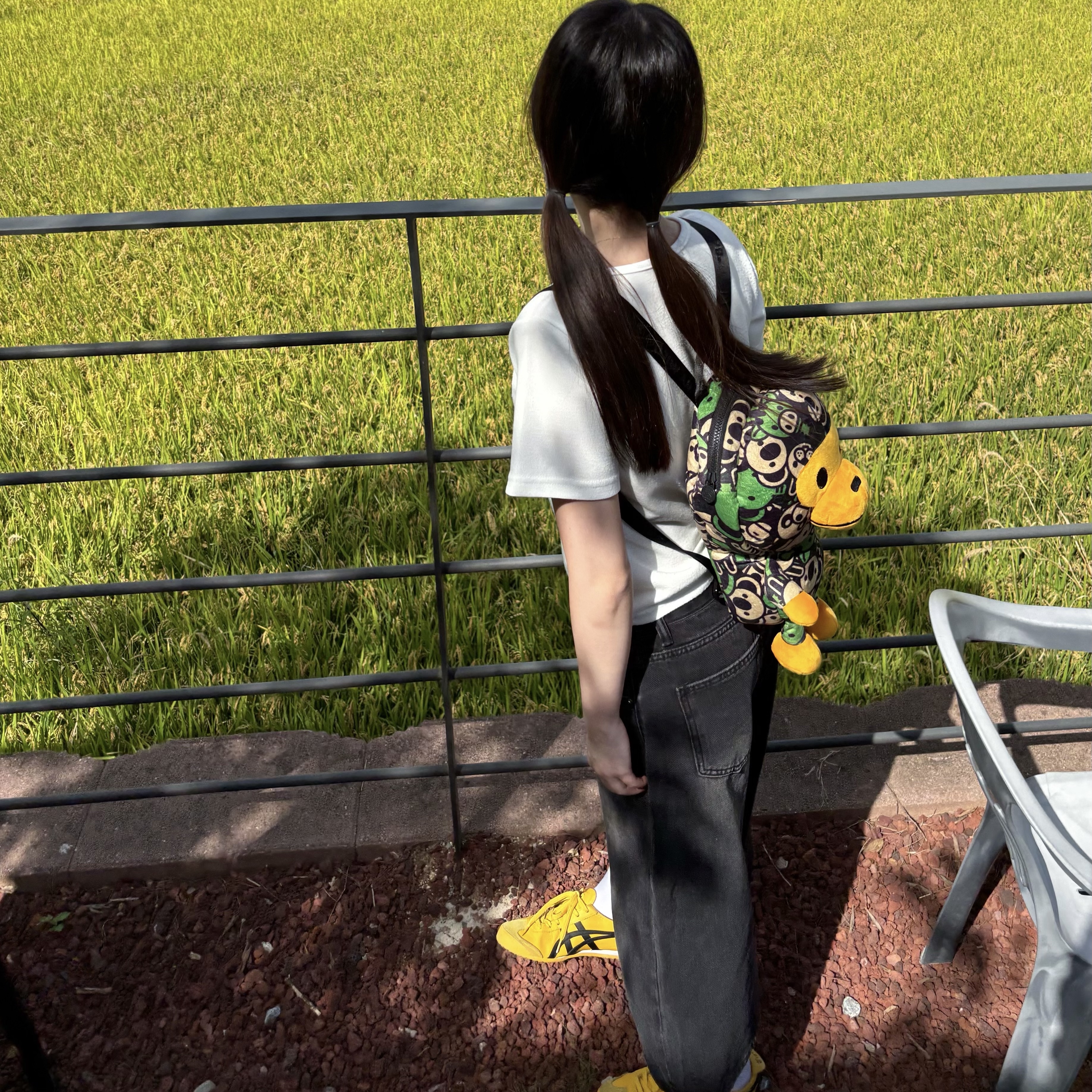 BAPE Baby Milo Plush Backpack Green 착용 스타일